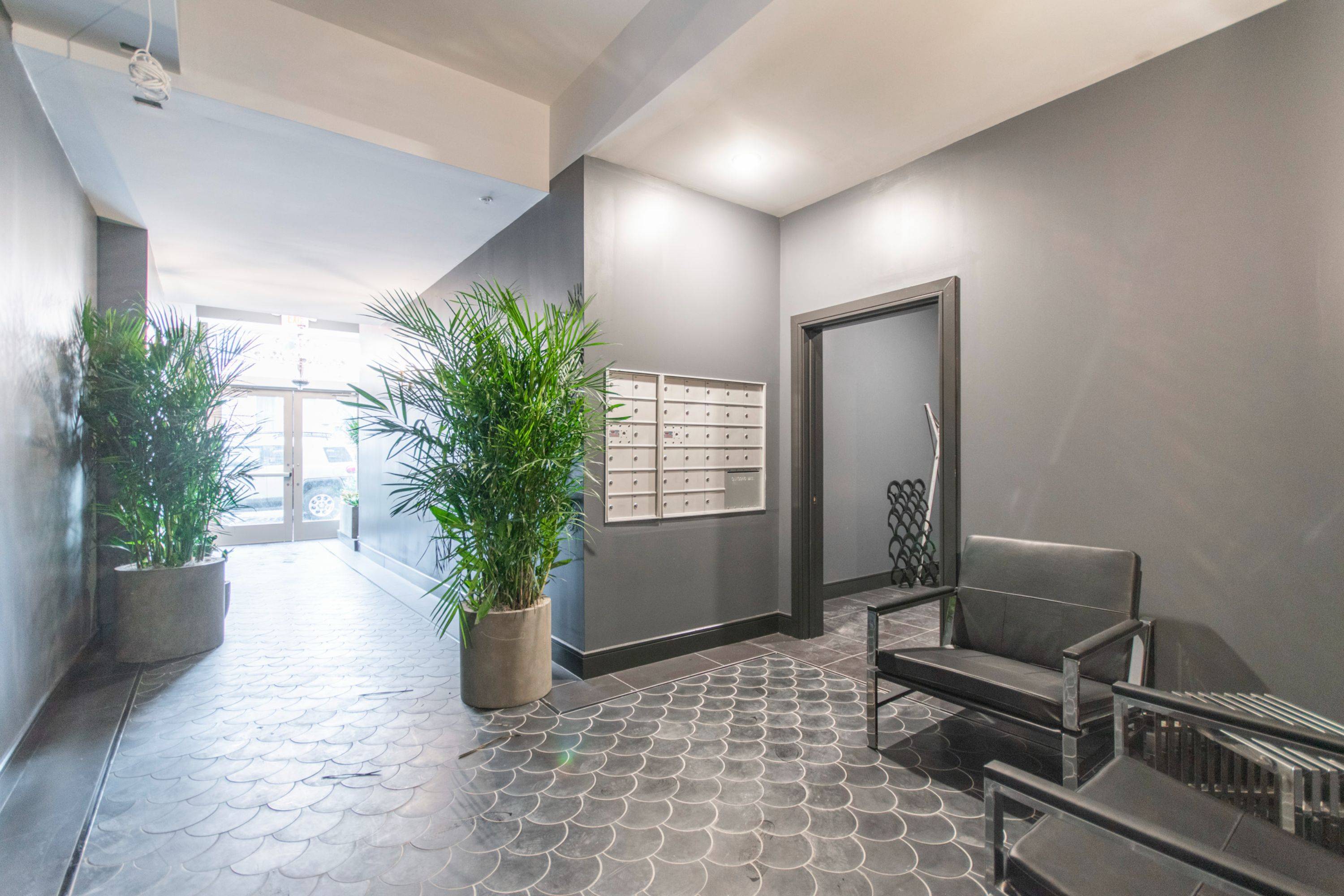 1133 E COLUMBIA AVE Unit 403