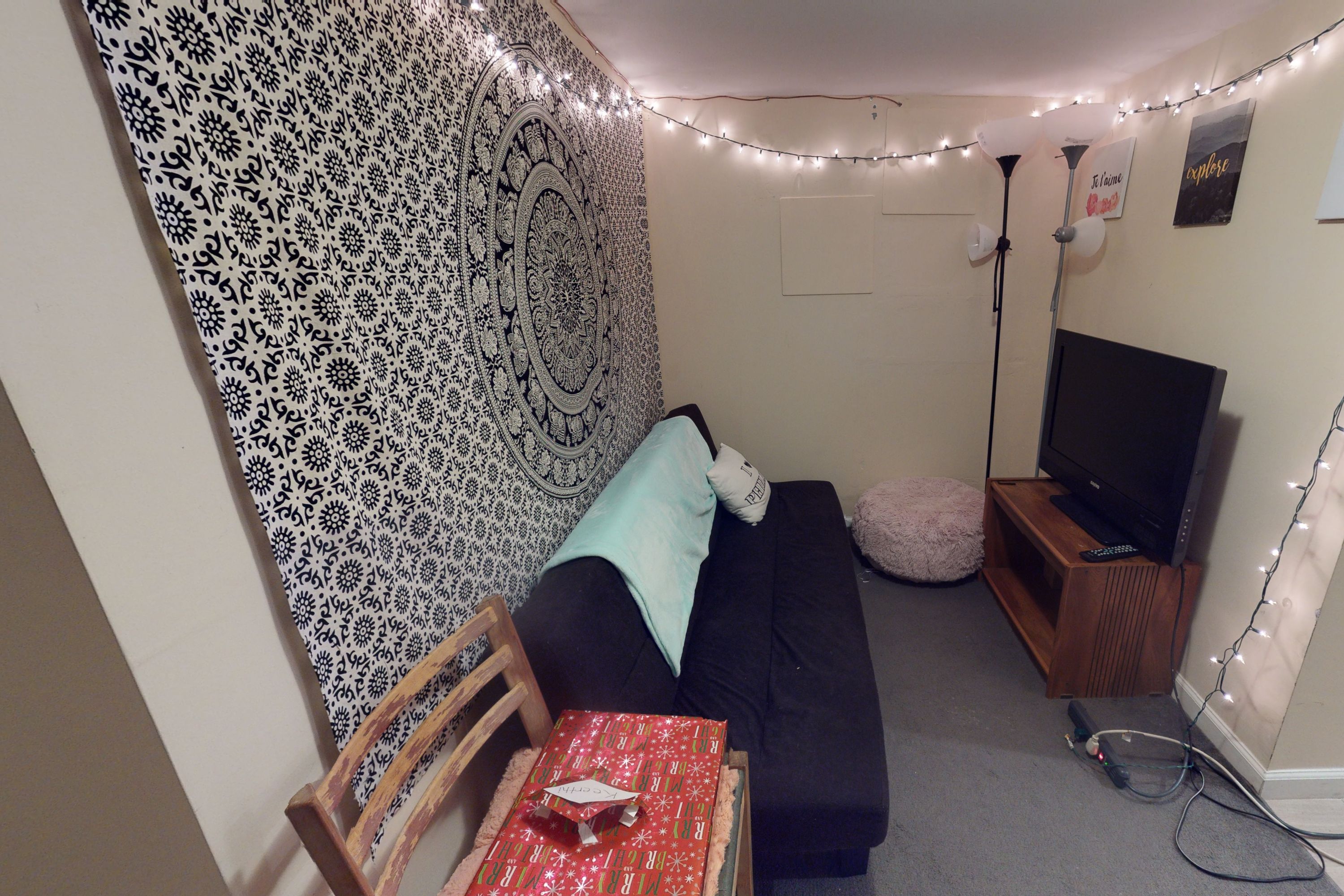 623 S 42nd St Unit Lower