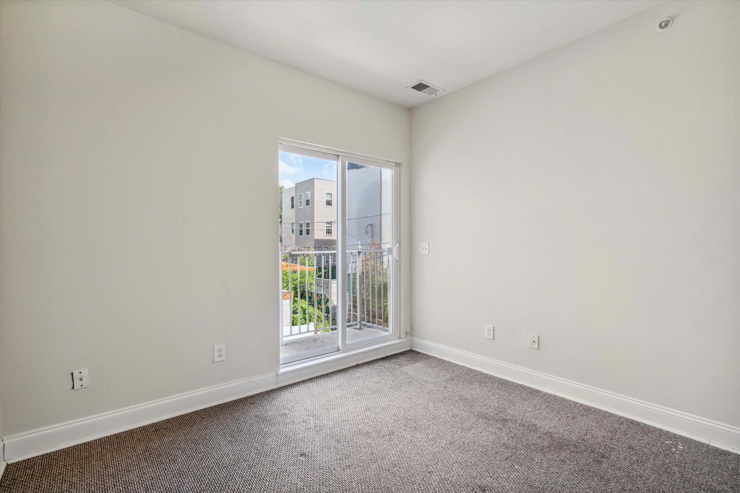 2107 N 17TH ST Unit B