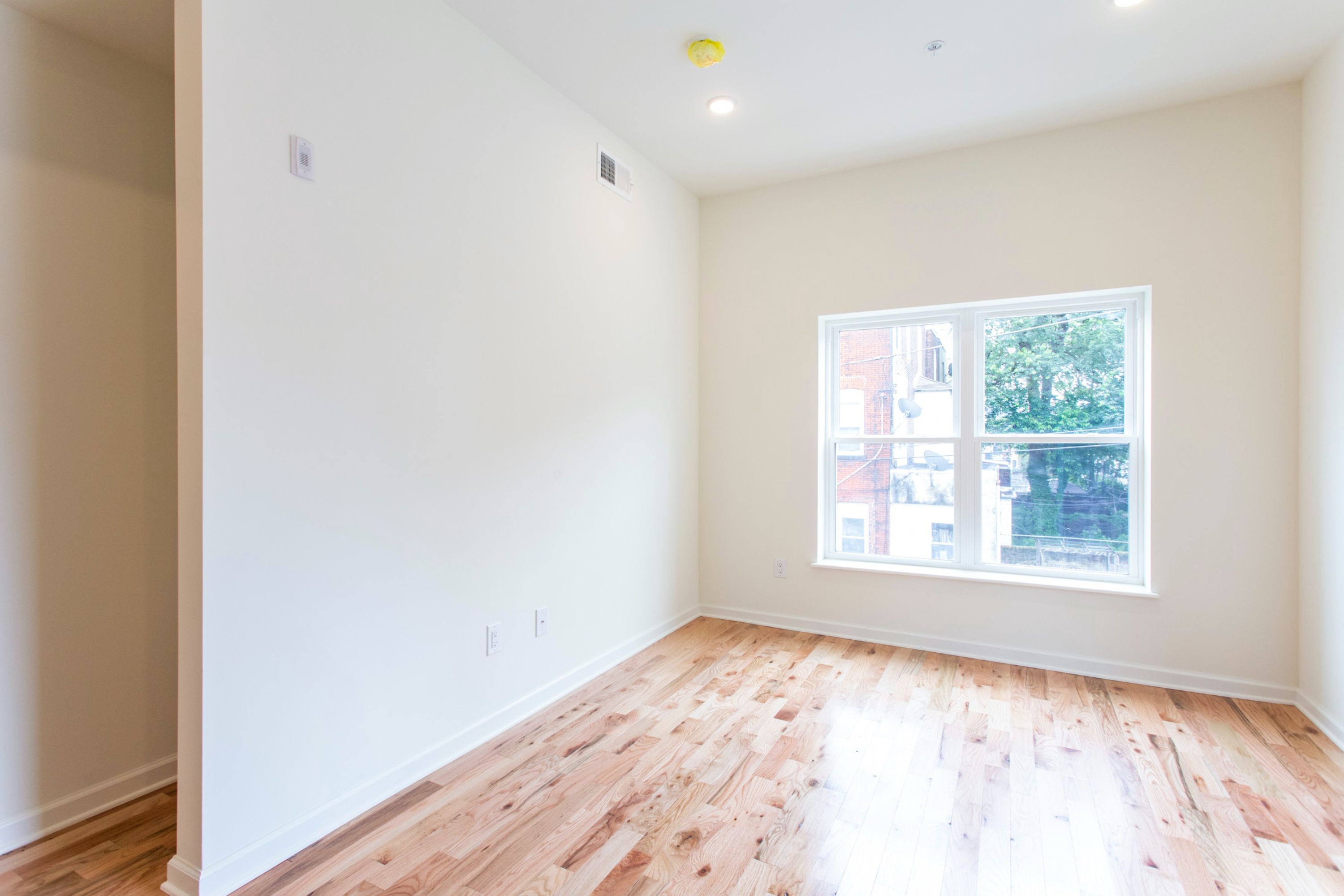 640 N 32ND ST Unit 2R