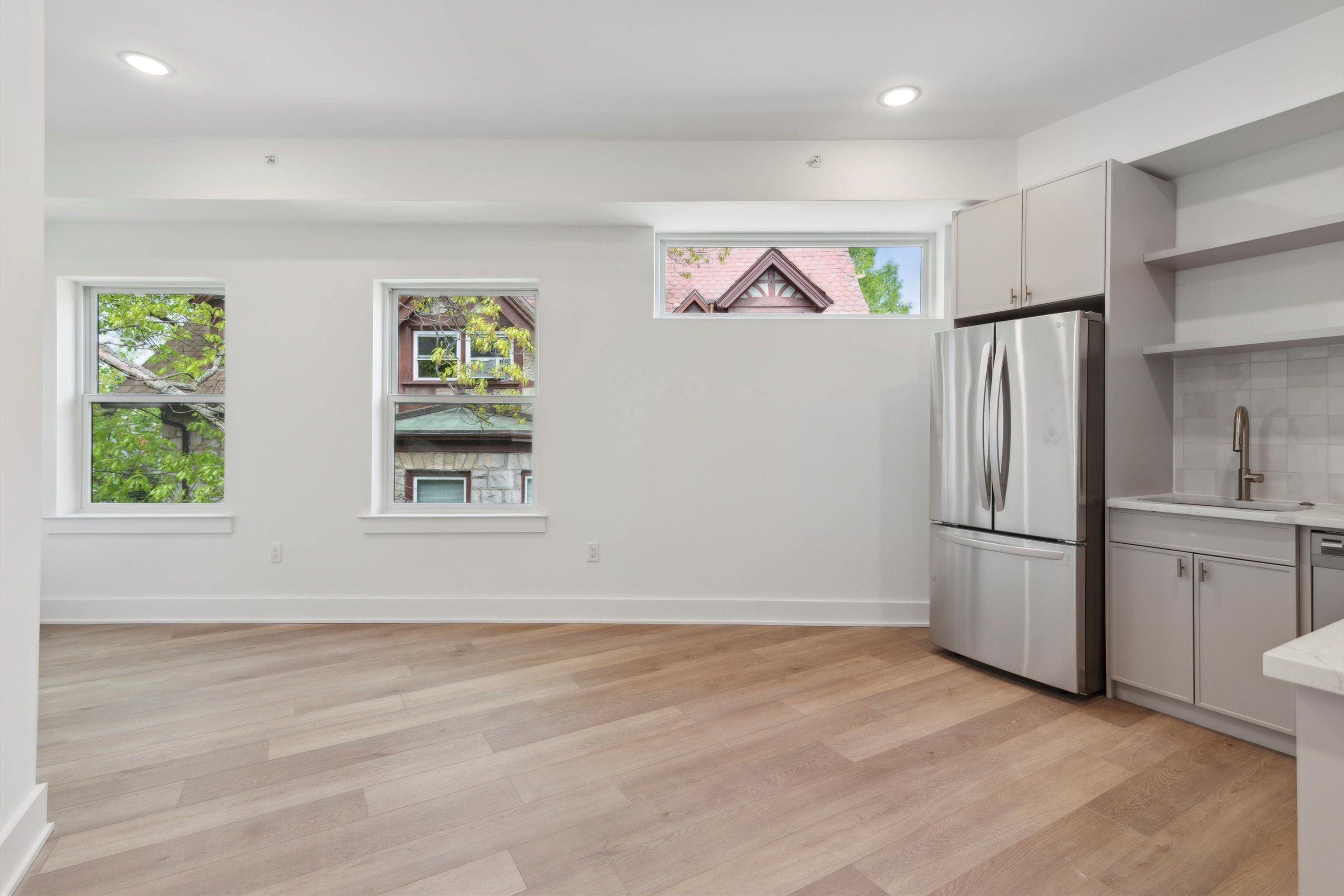 367 W Hortter St Unit 402