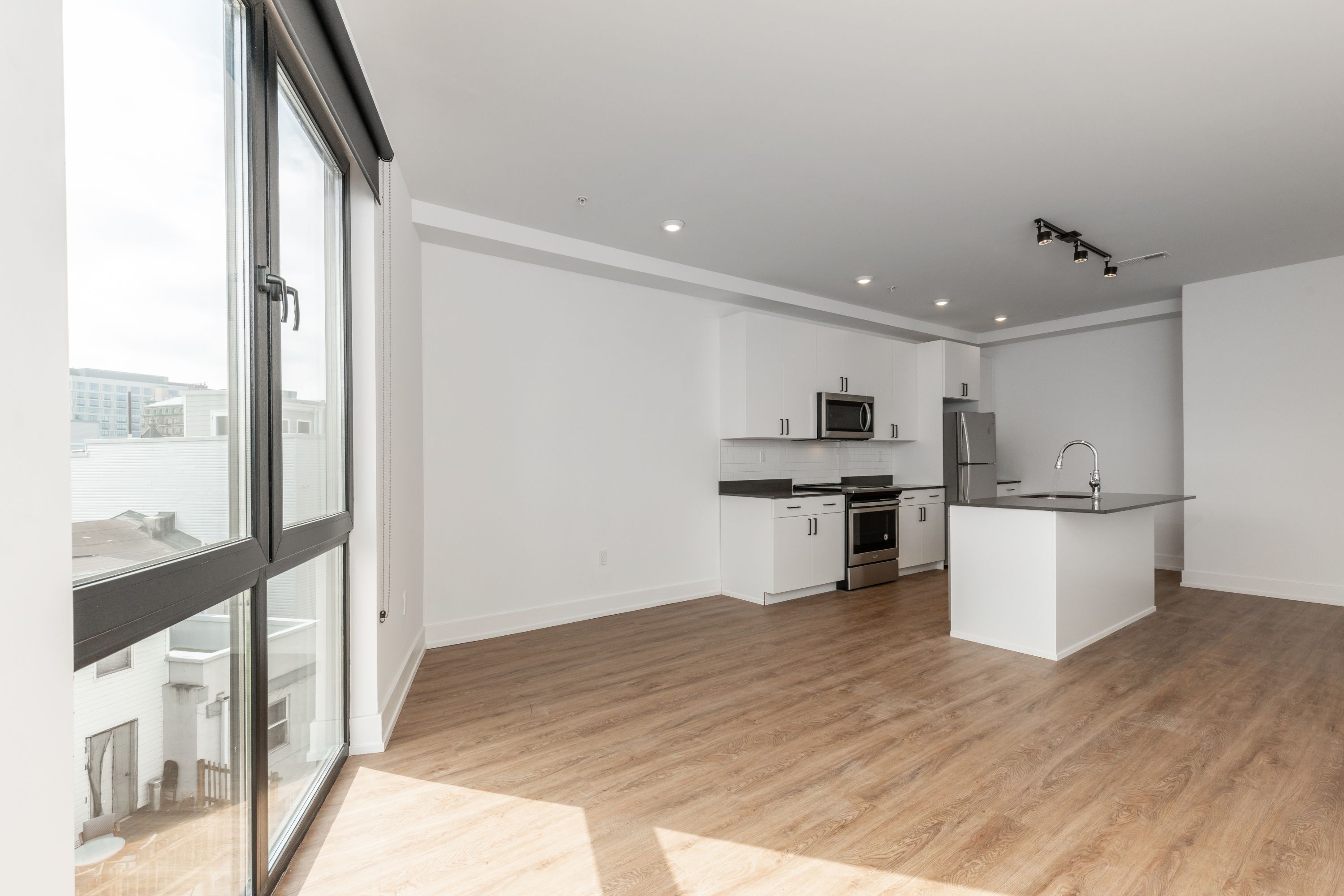 1519 Ridge Ave Unit 202