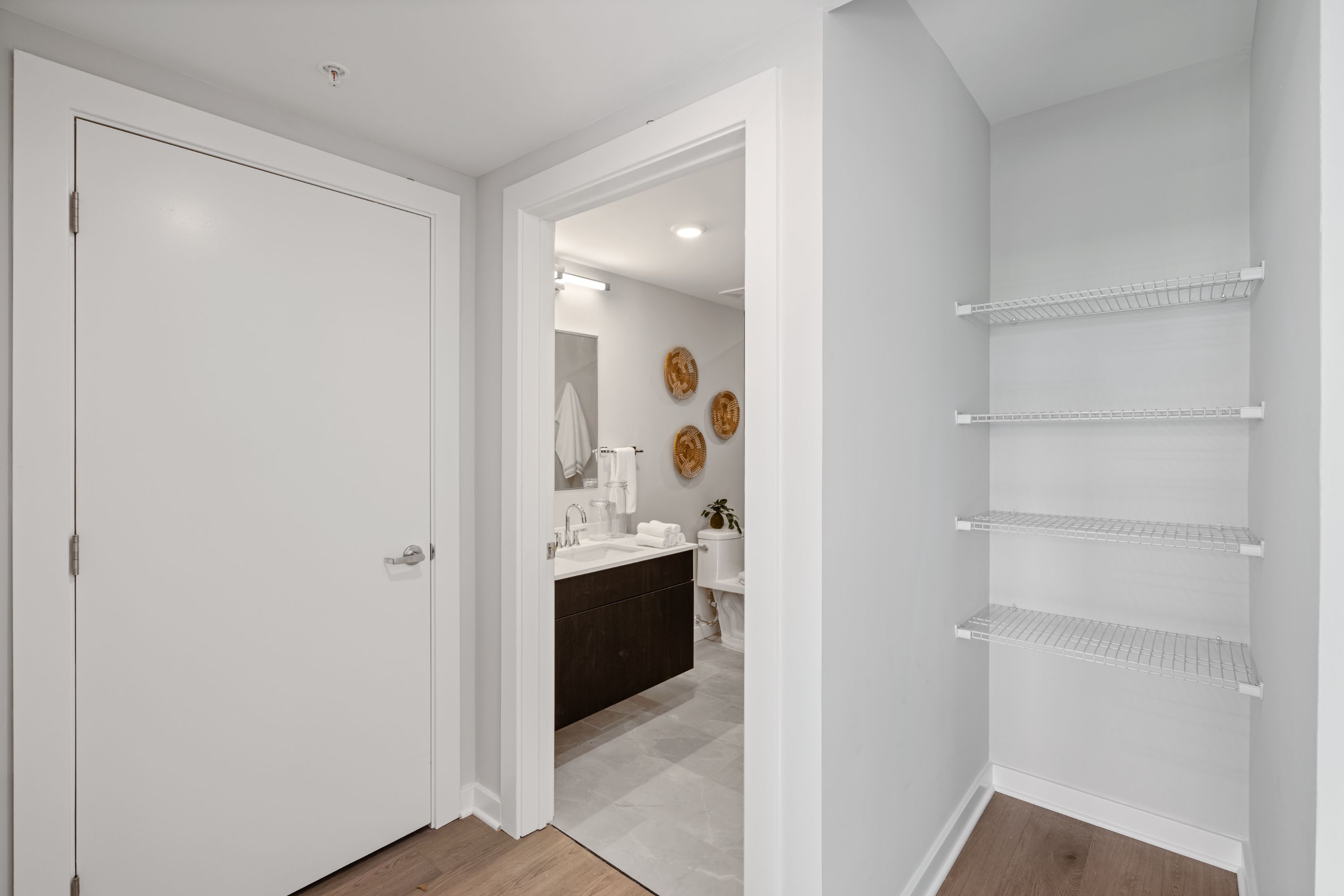 3449 SCOTTS LANE Unit B422