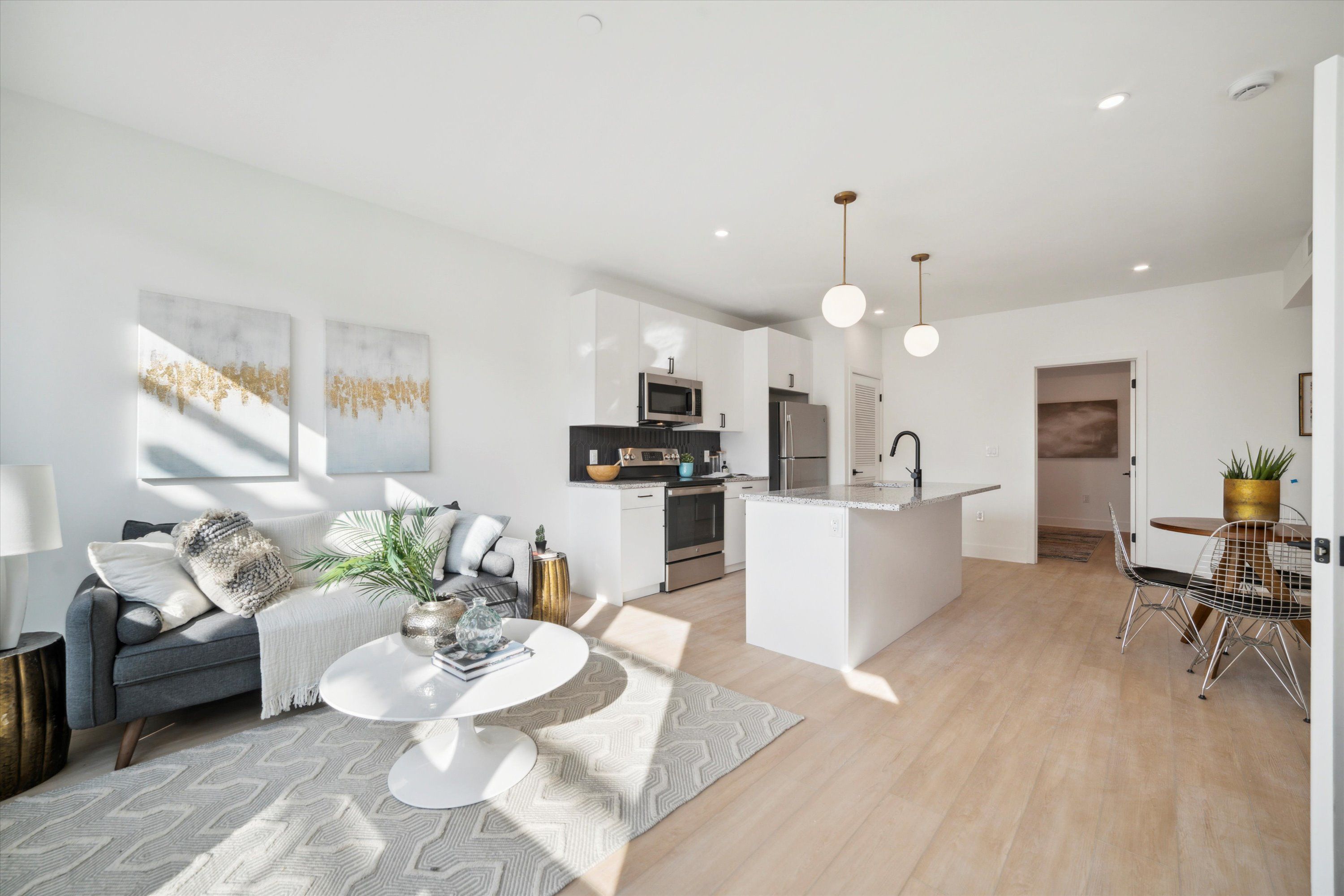 1643 N 2ND ST Unit 402