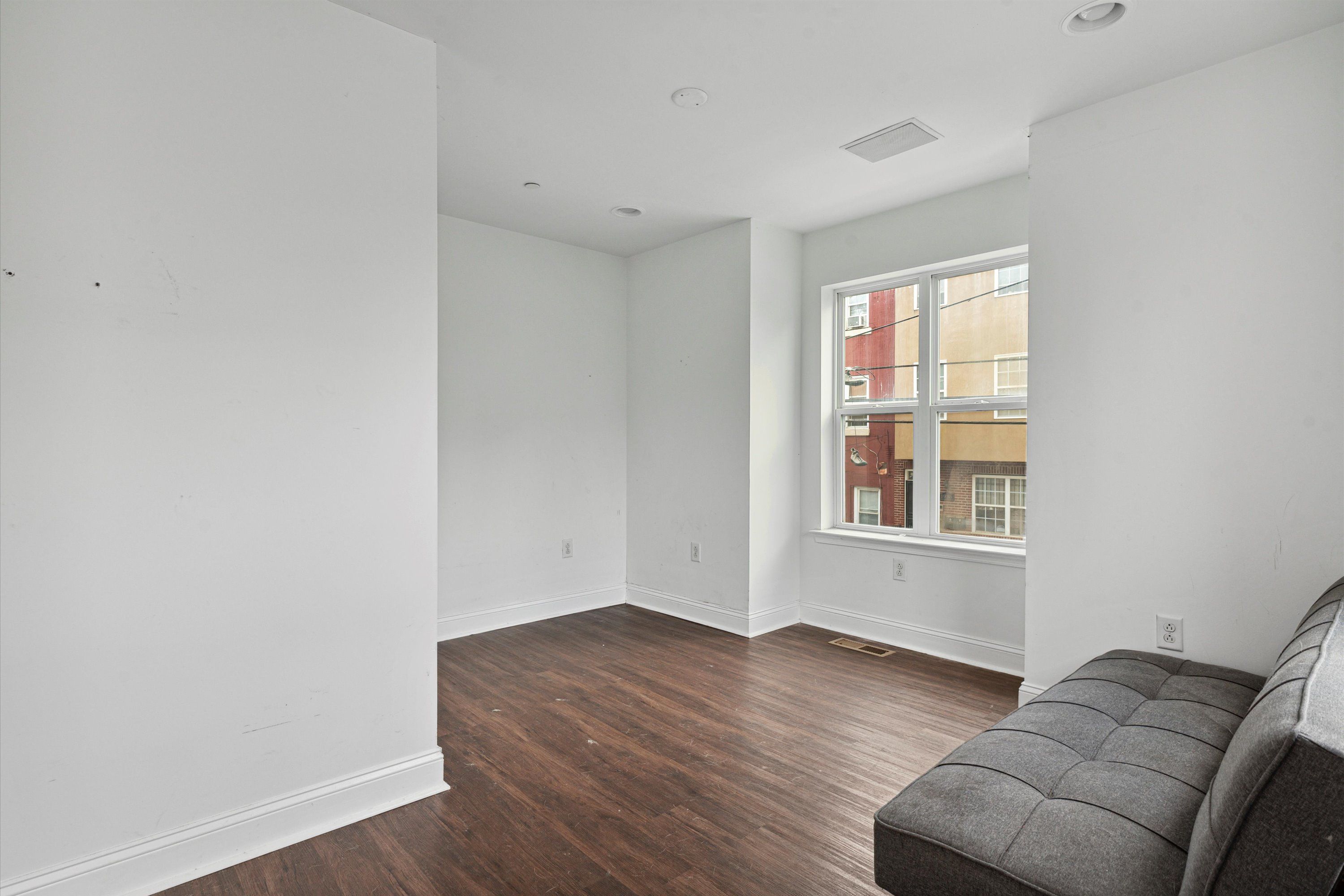 1955 N 18TH ST Unit C