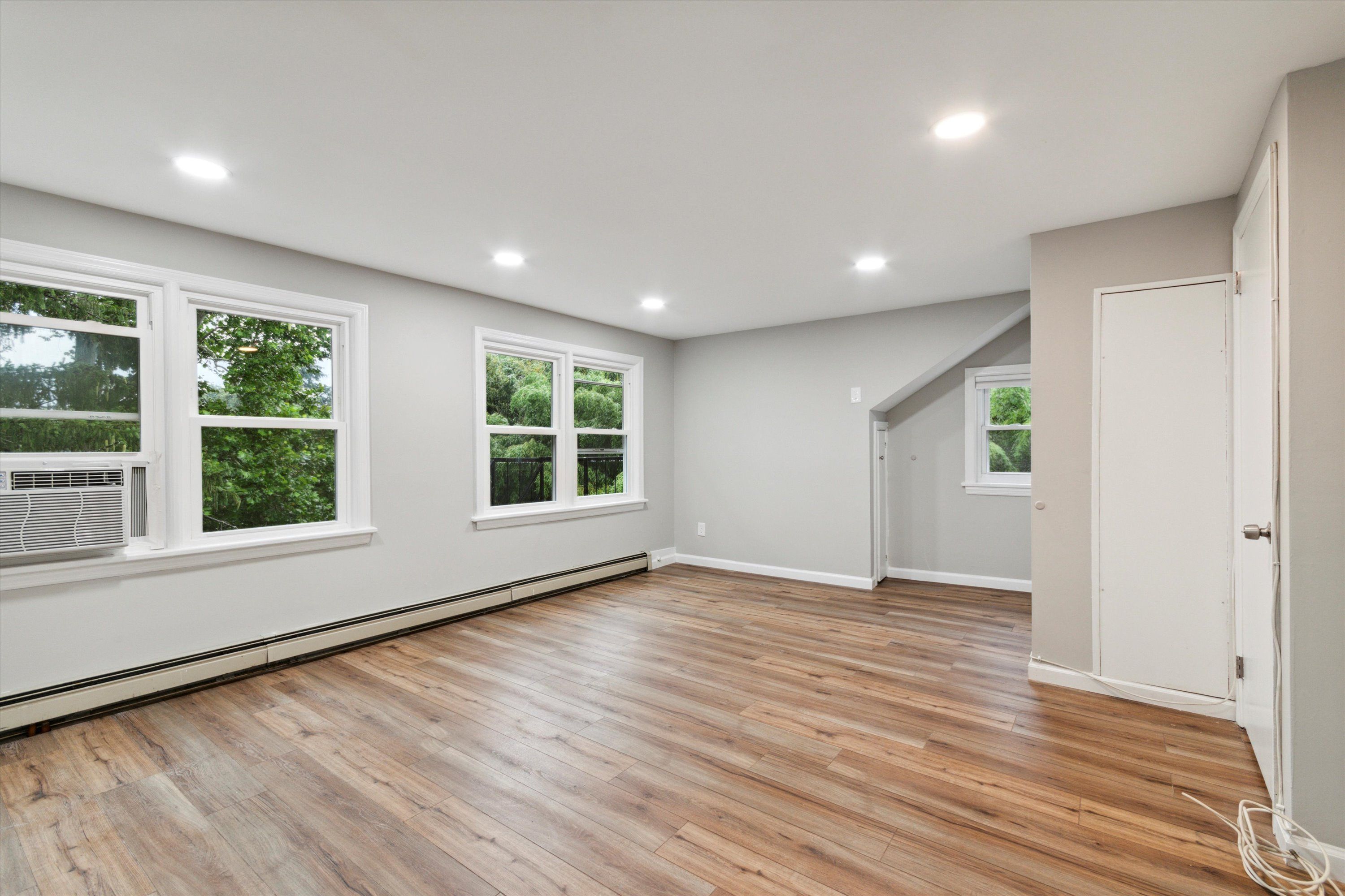 291-293 Nassau St Unit 5