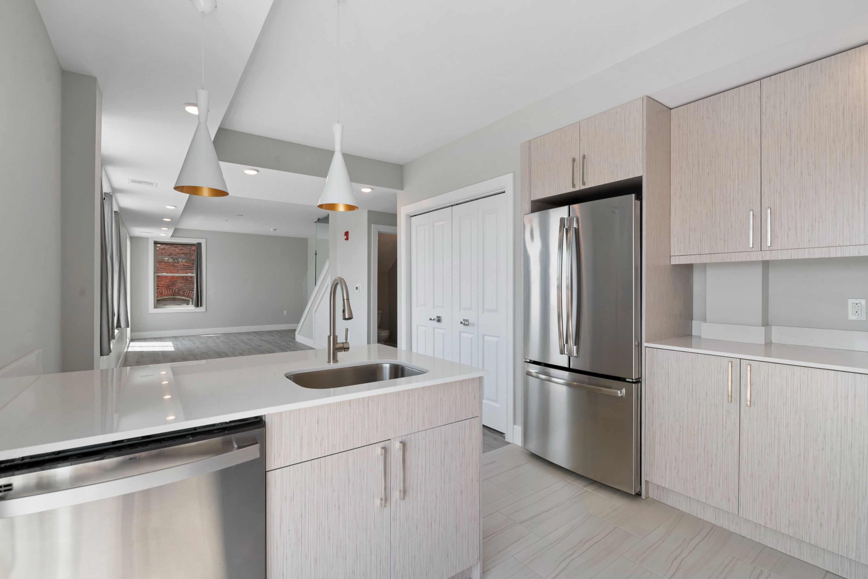 1633 N 2nd St Unit 606PH
