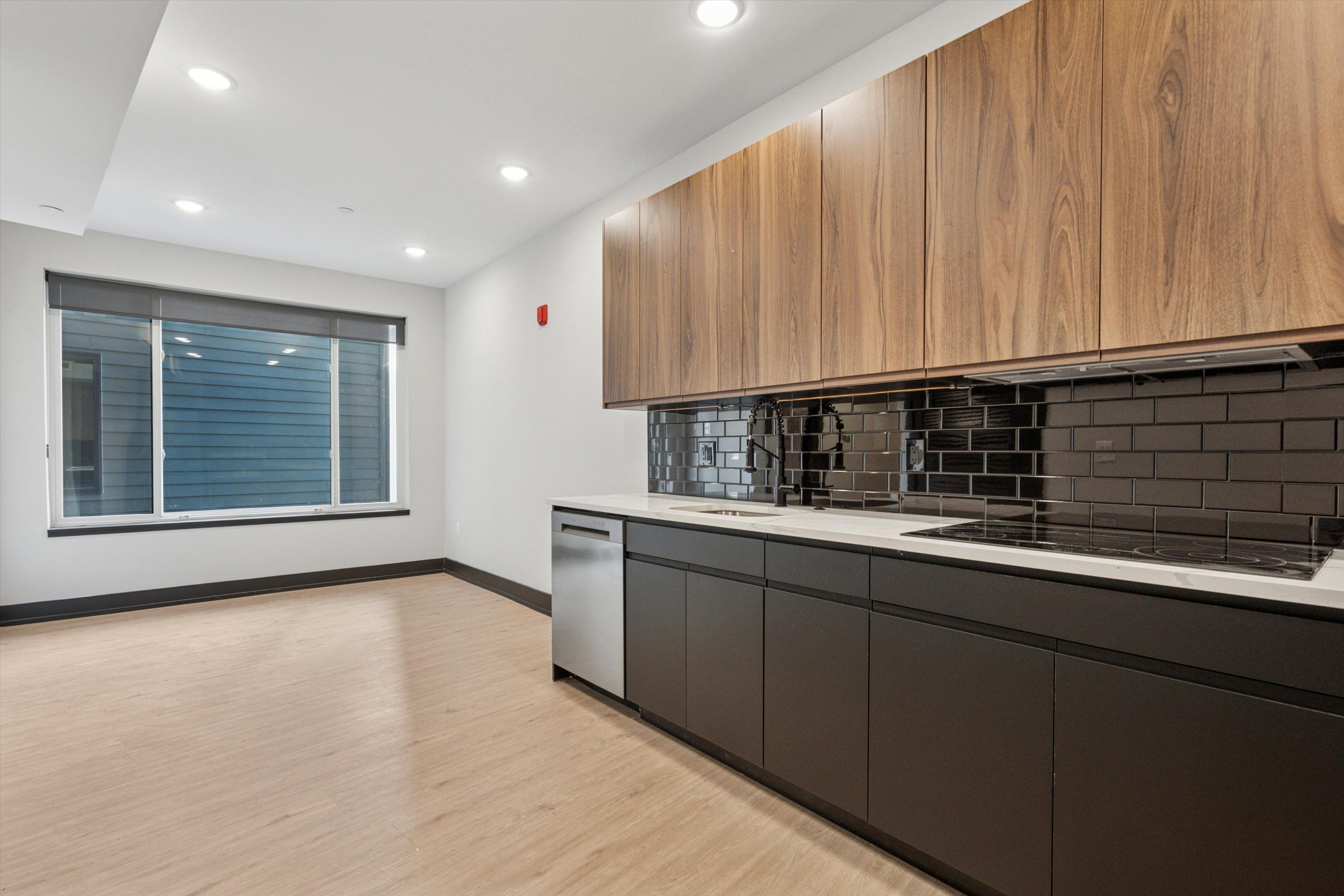 820 N 2ND ST Unit 611