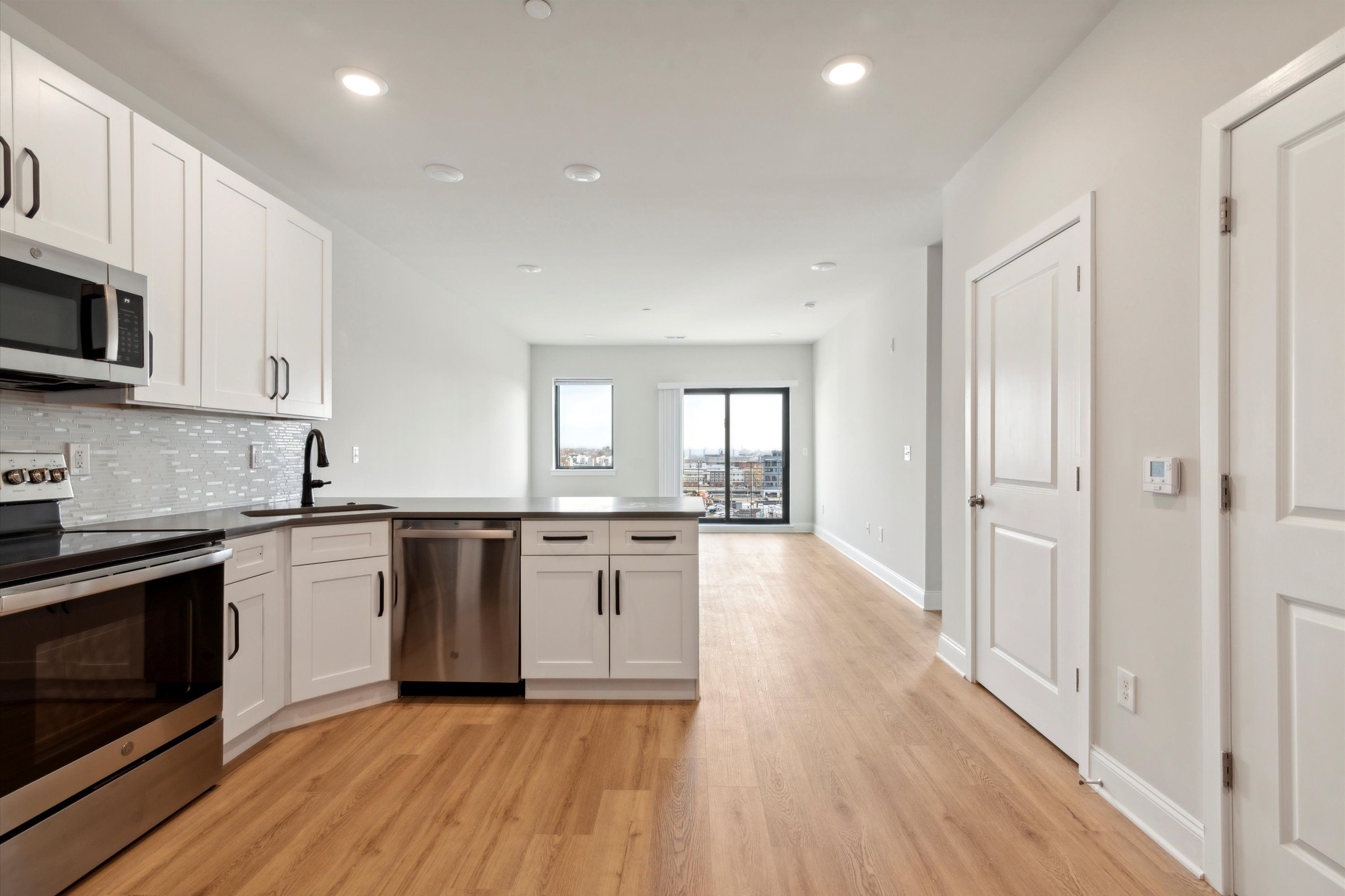 2143 E LEHIGH AVE Unit 611