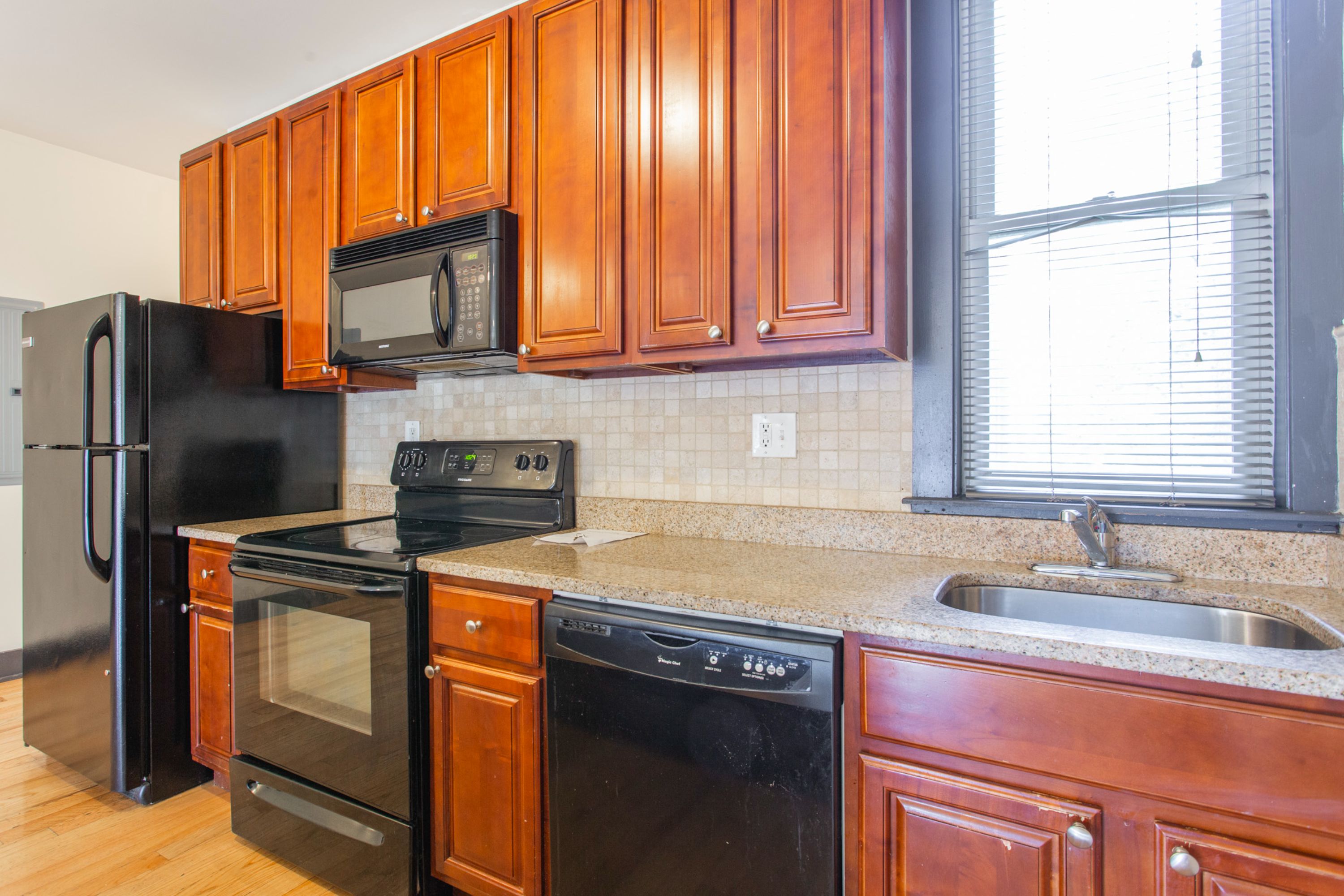 1707 ARLINGTON ST Unit B