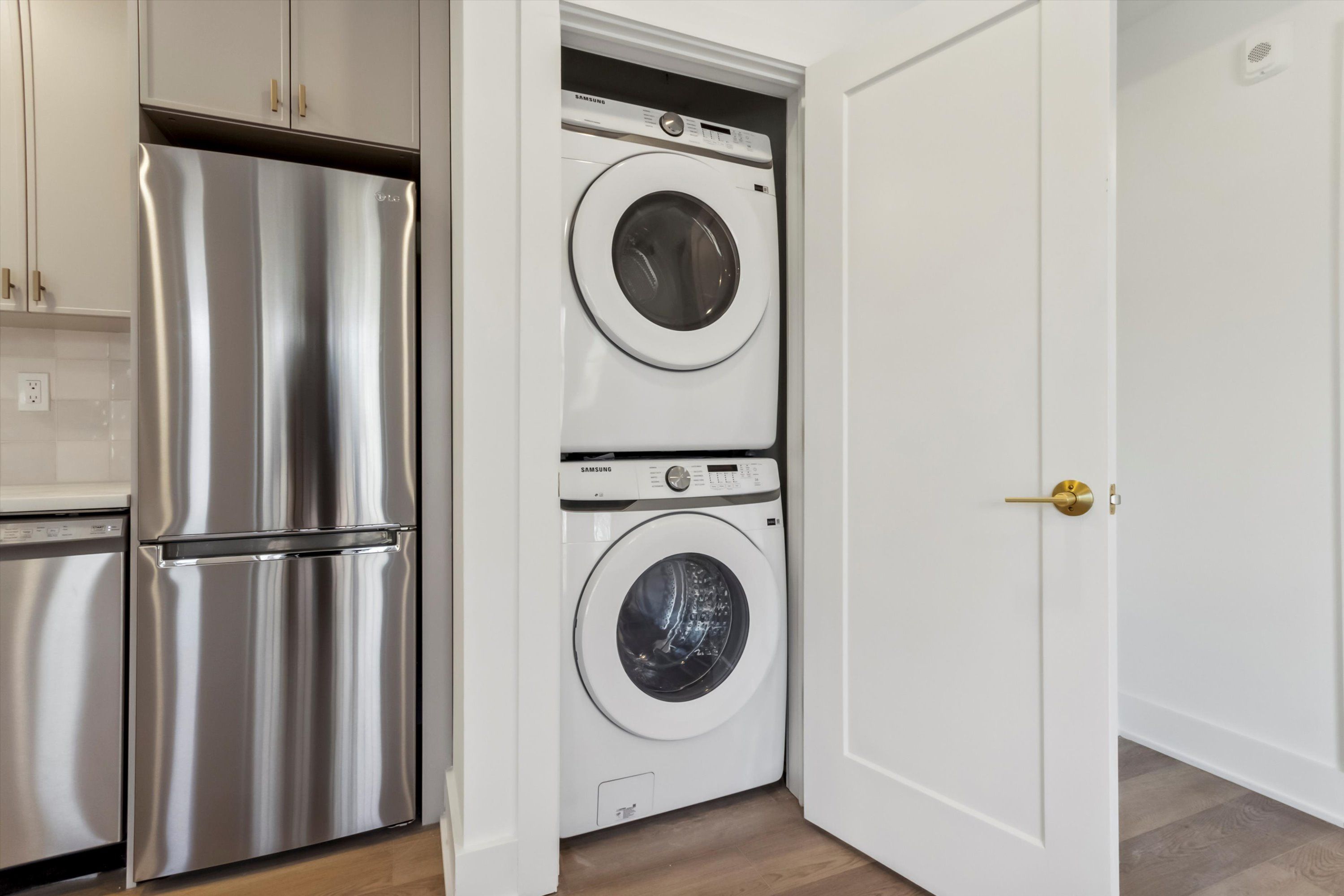367 W Hortter St Unit 203