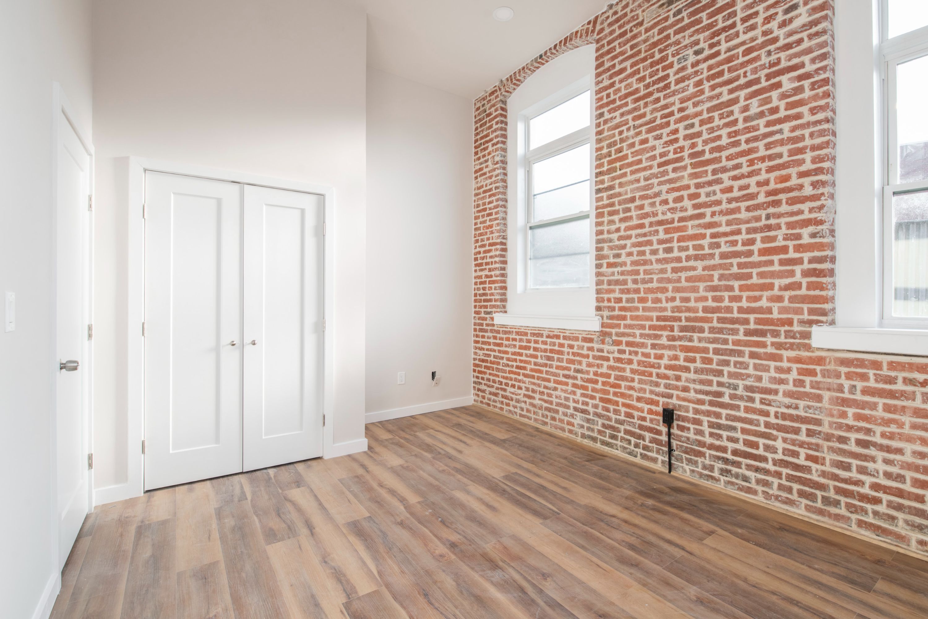 2045-49 Trenton Ave Unit 201