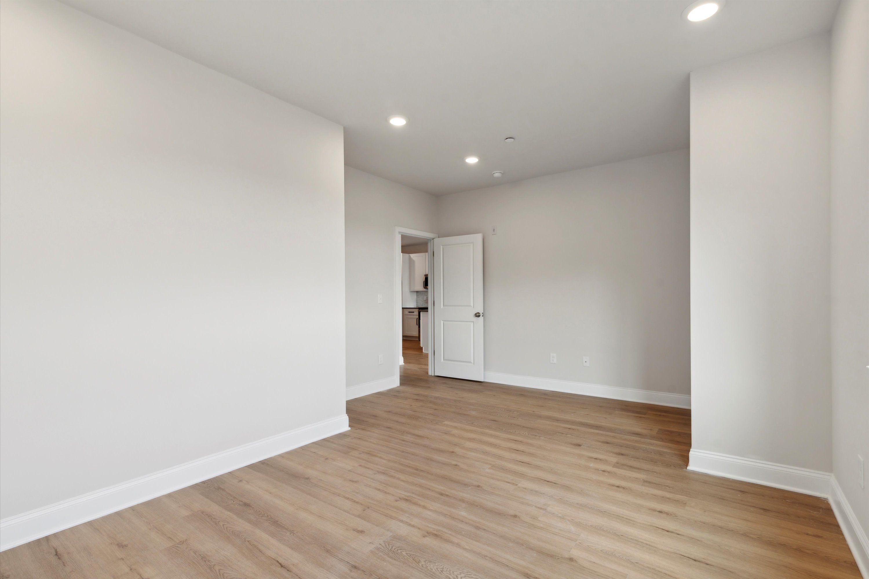 2143 E LEHIGH AVE Unit 611