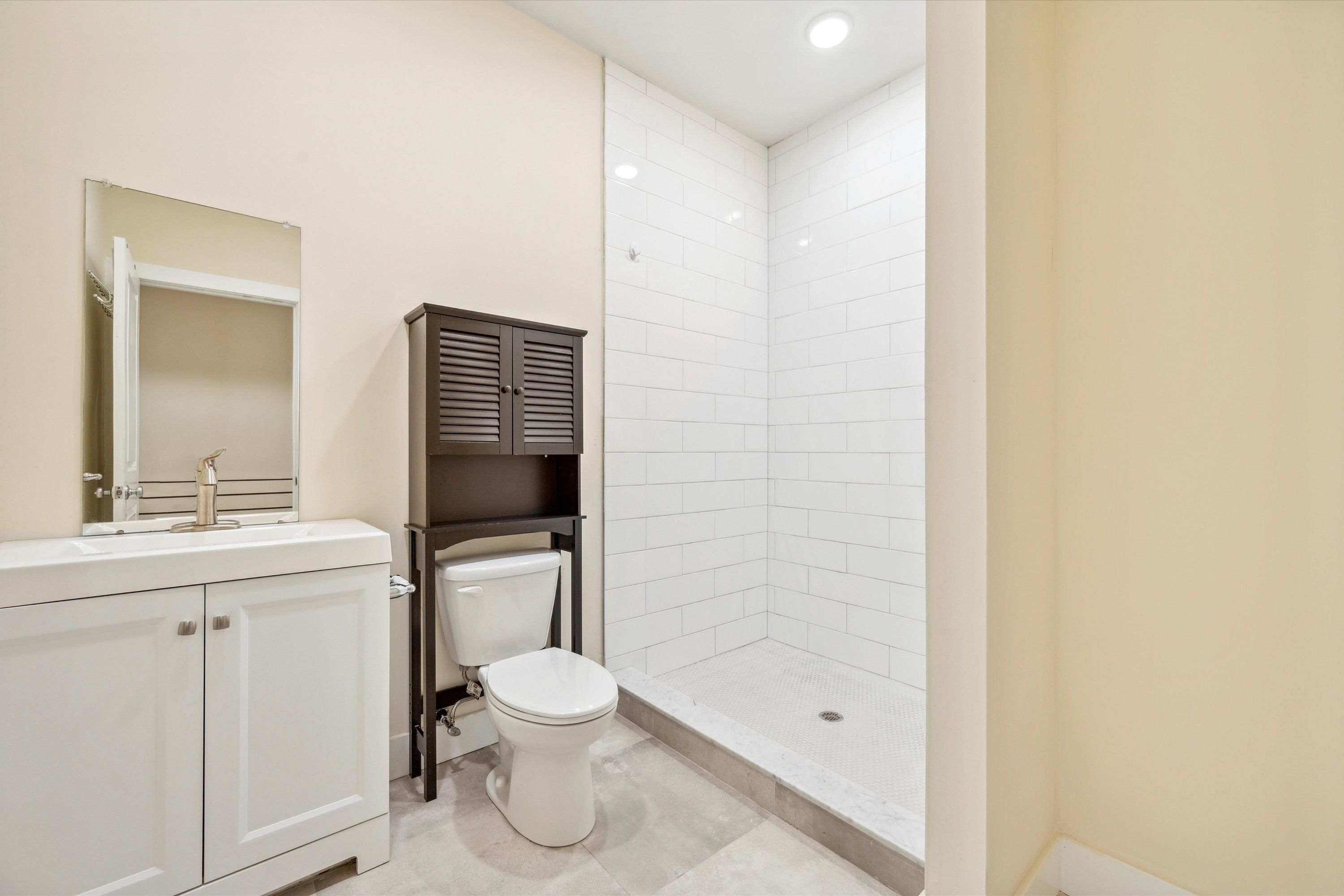 1945 N GRATZ ST Unit 2