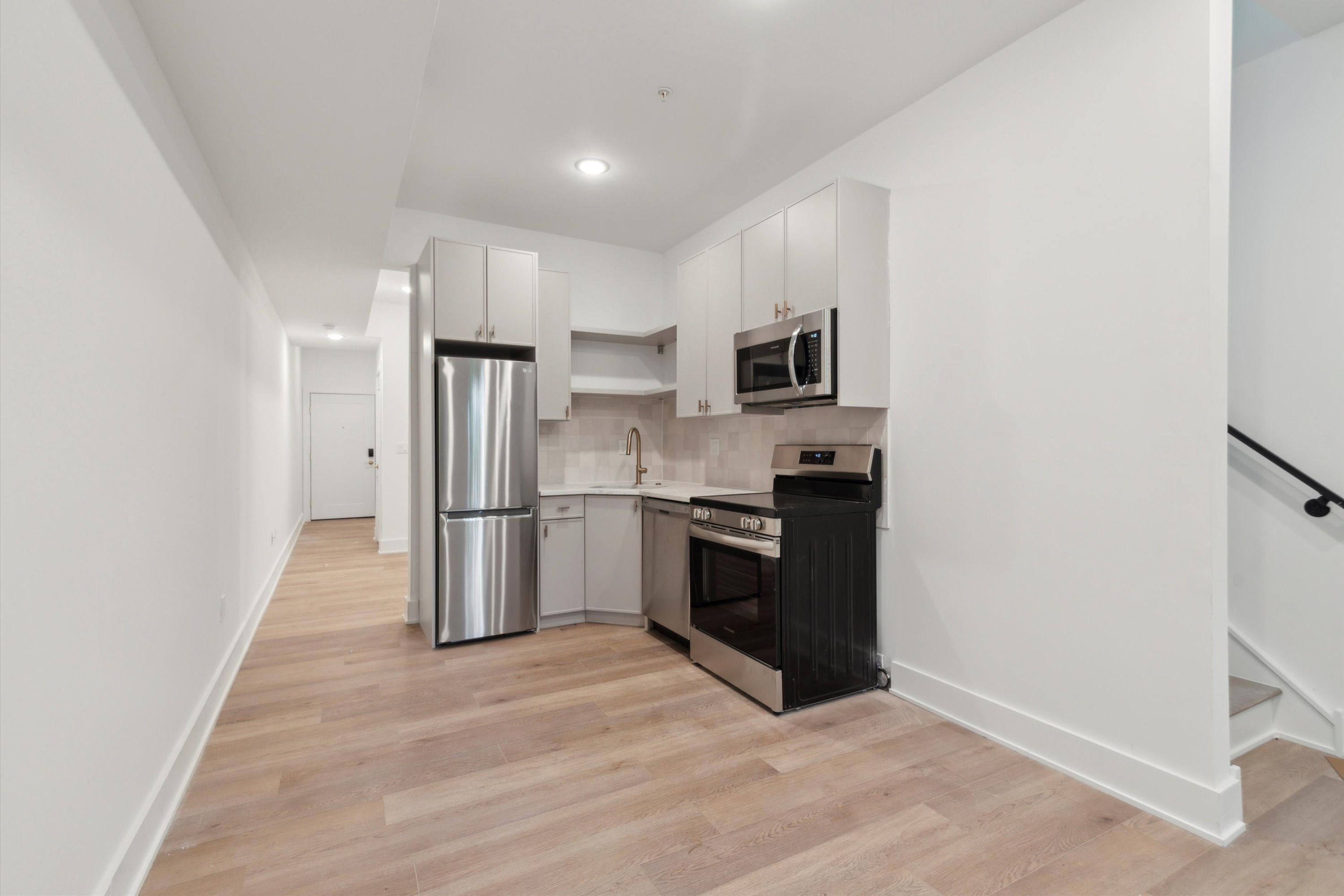 367 W Hortter St Unit 406
