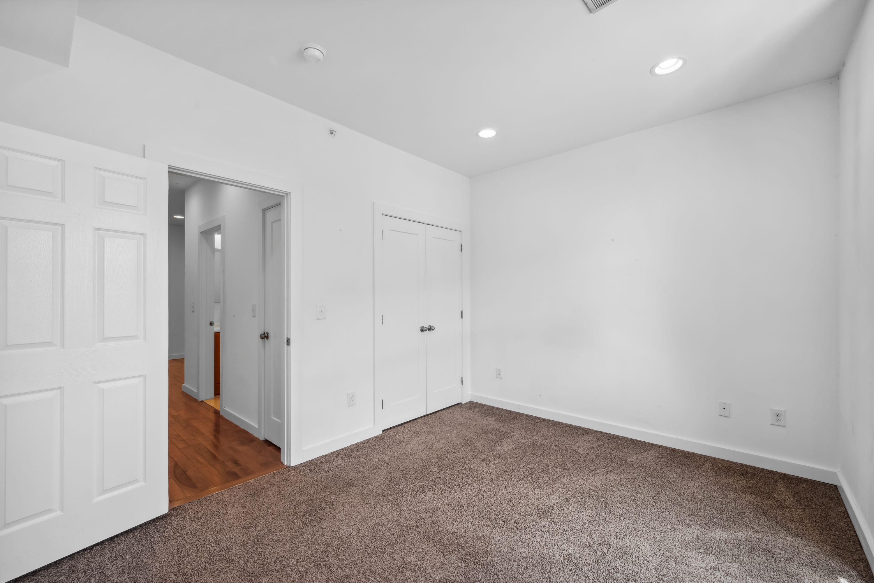 1632 N SYDENHAM ST Unit 2