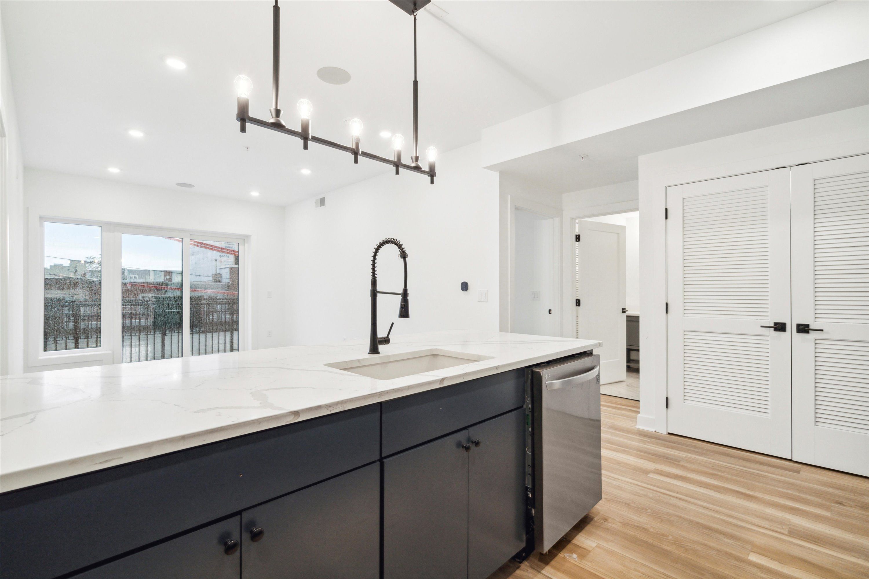 2636 E YORK ST Unit 209