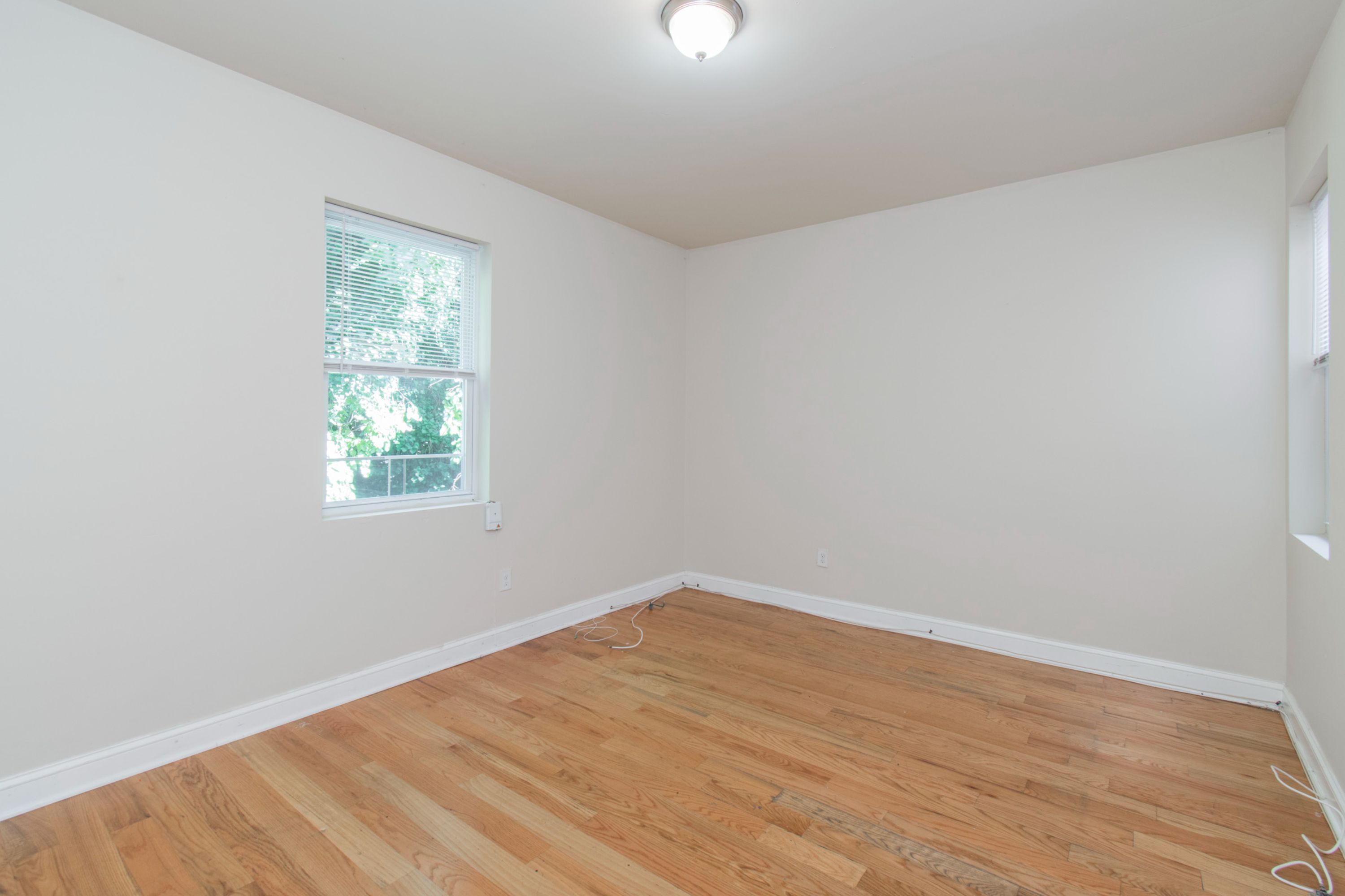 2043 N GRATZ ST Unit 2