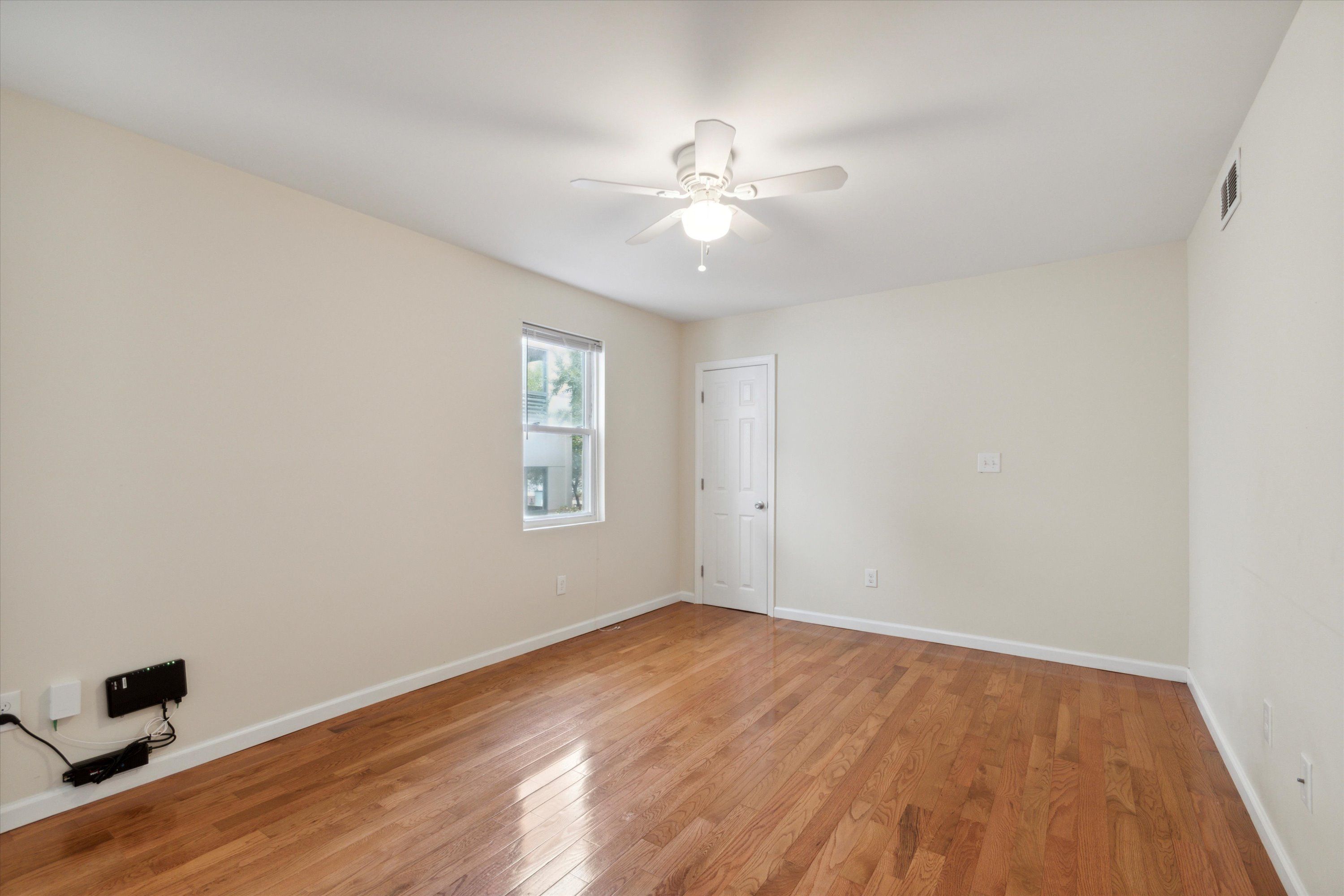 16-18 Spring St Unit 1