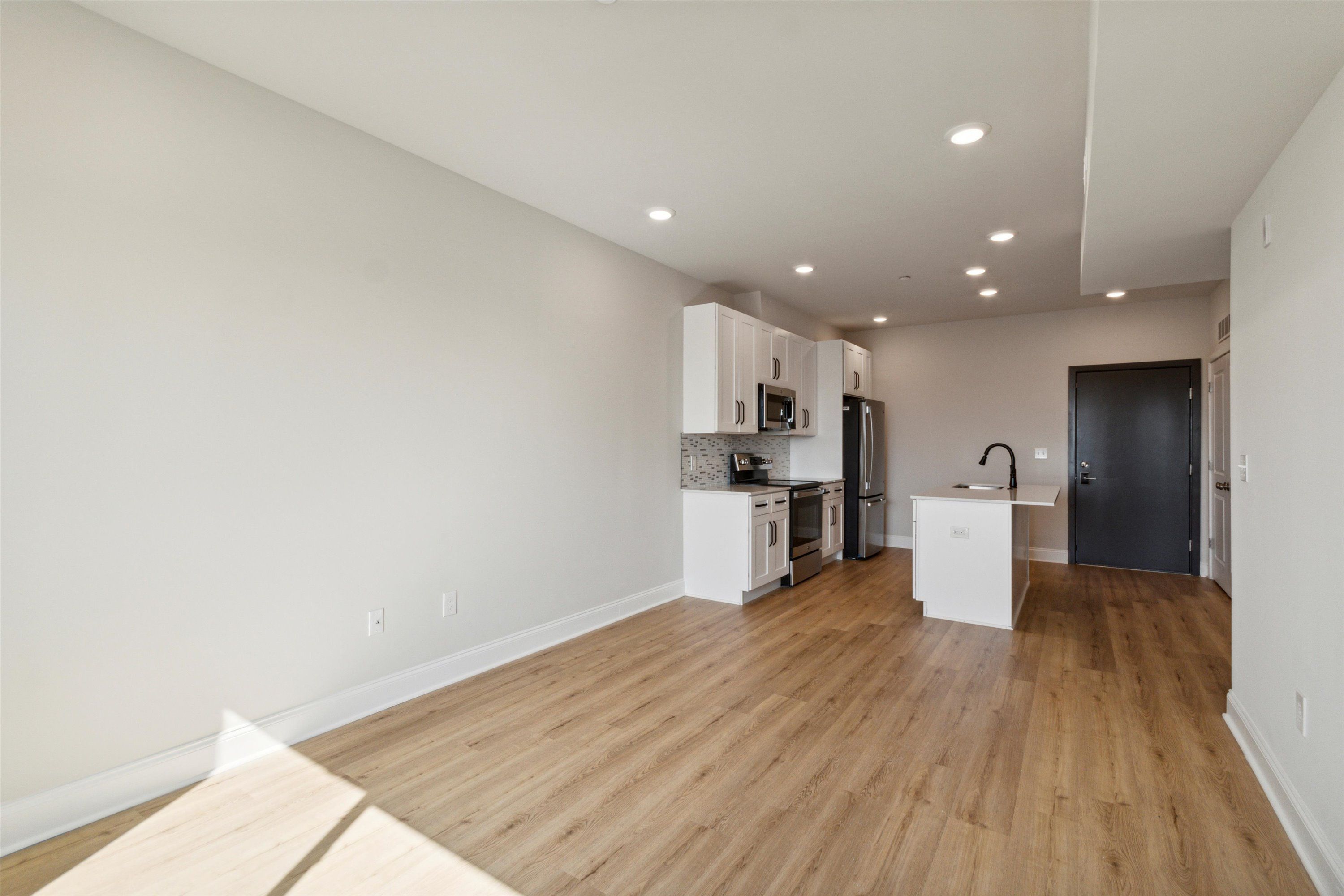 2157 E LEHIGH AVE Unit 410