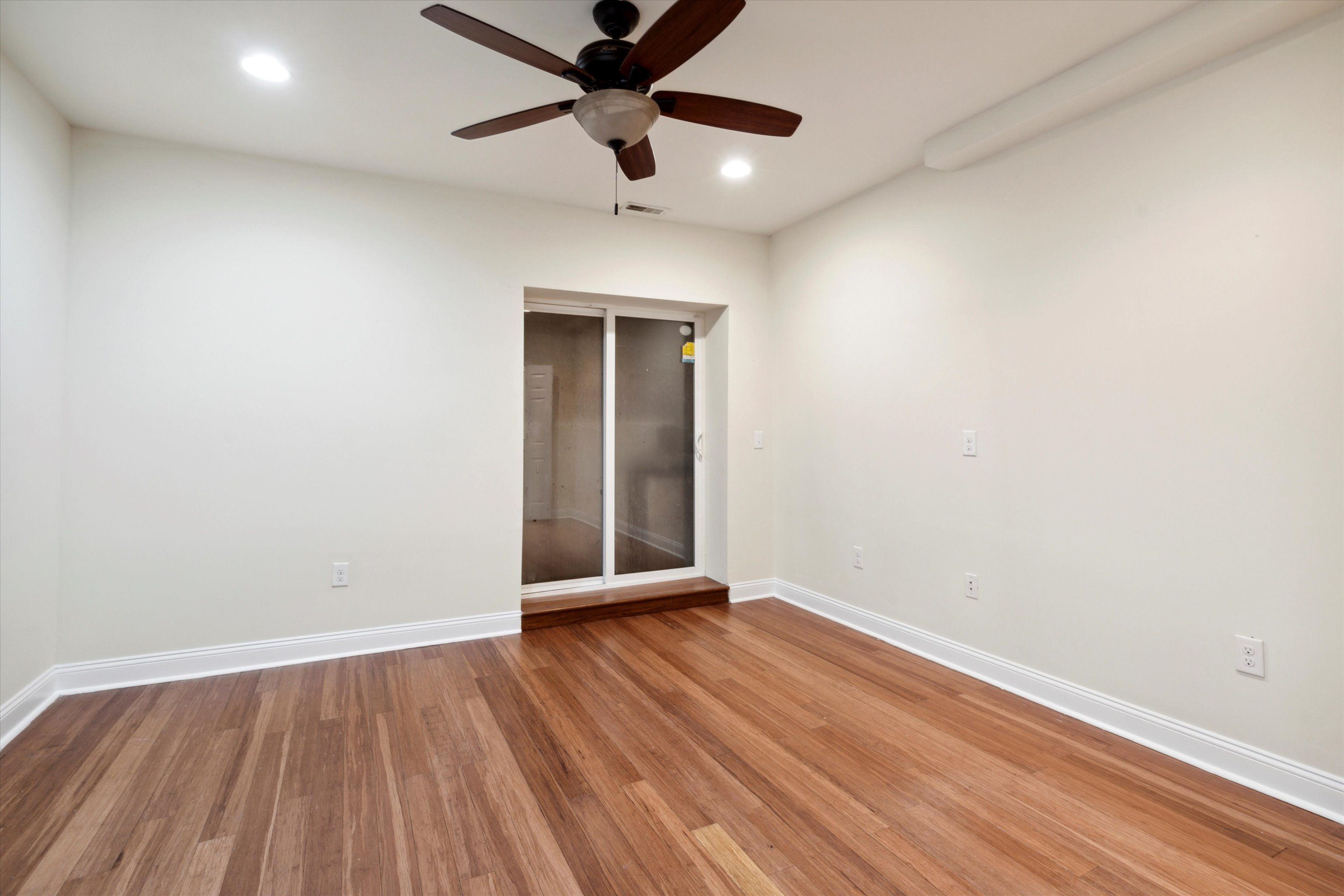 1832 W MONTGOMERY AVE Unit A