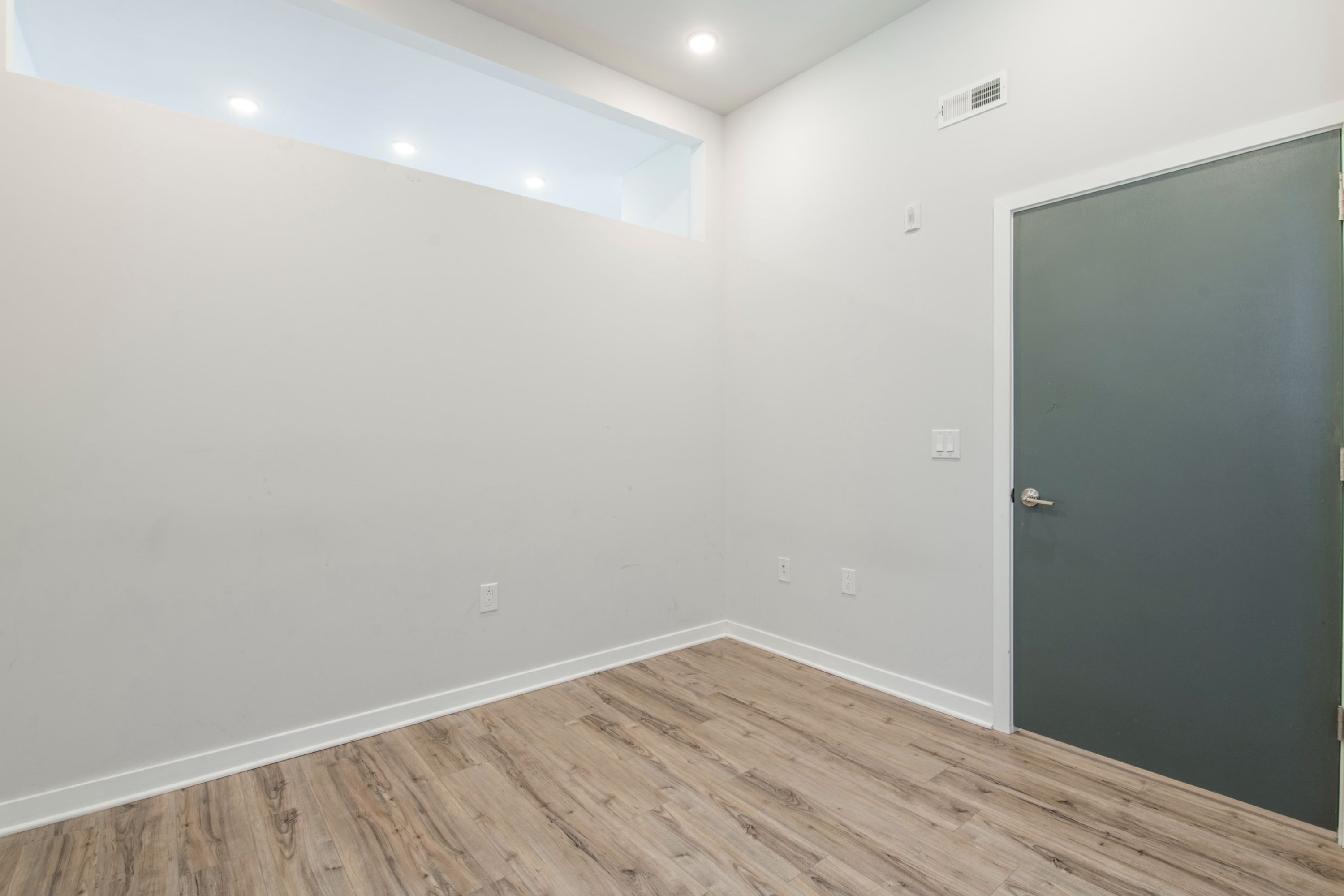 1143 N 3rd St Unit 202