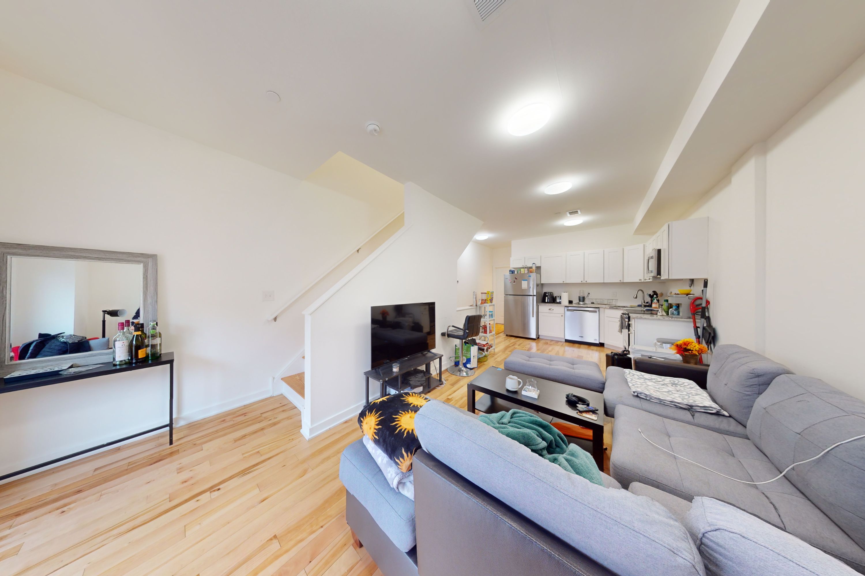 1735 MONUMENT ST Unit 2