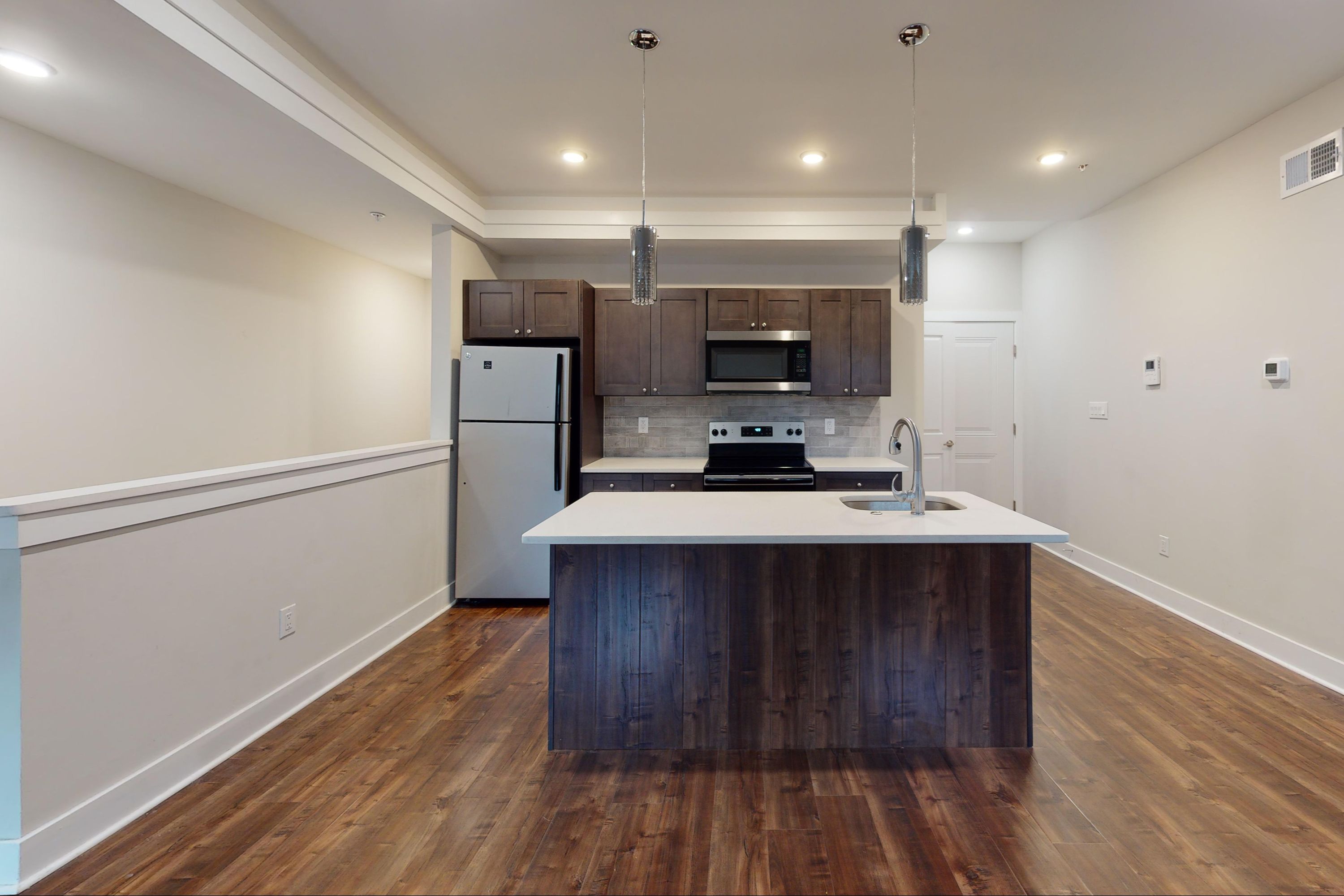 1419 N Franklin St Unit 2