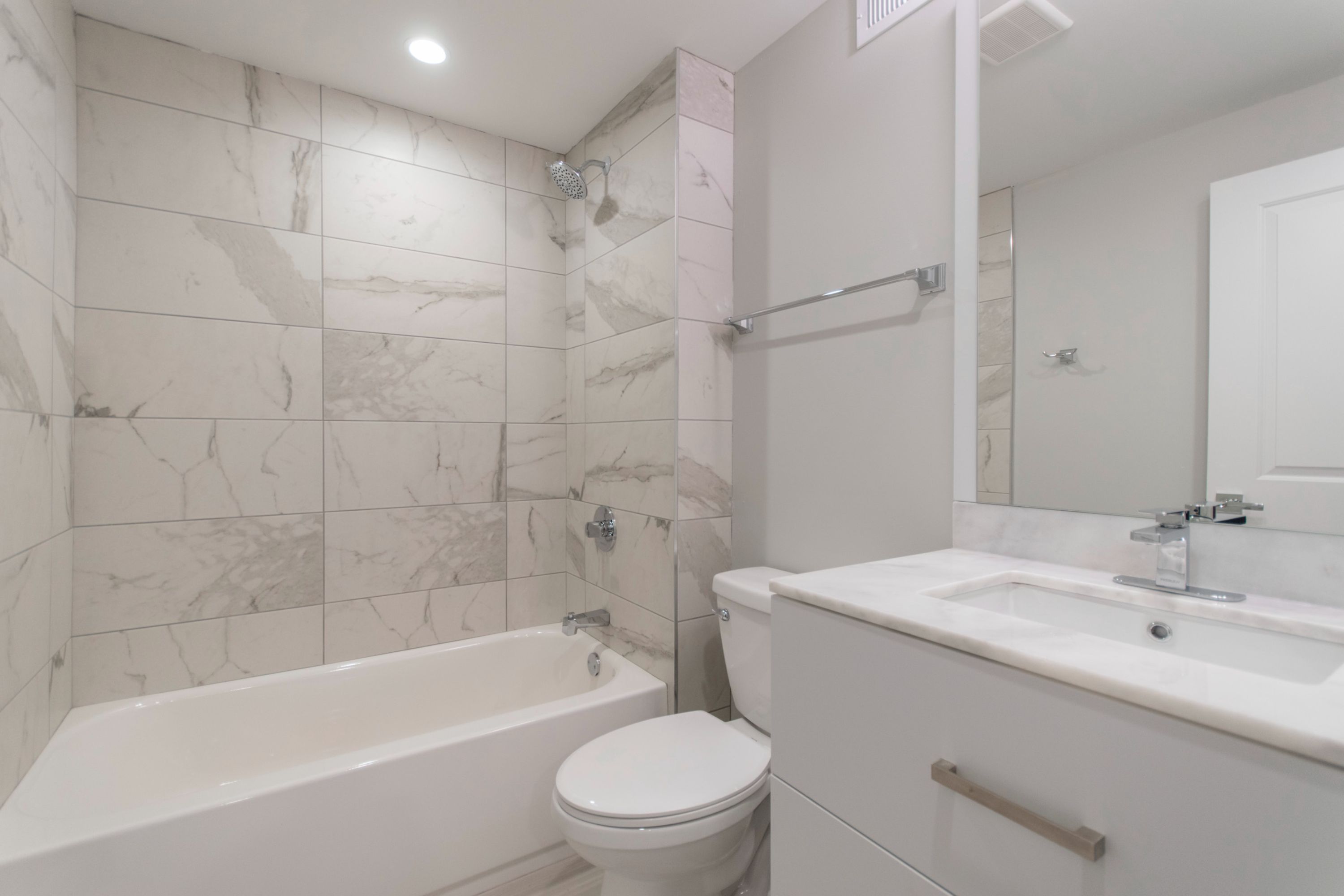 1133 E COLUMBIA AVE Unit 307