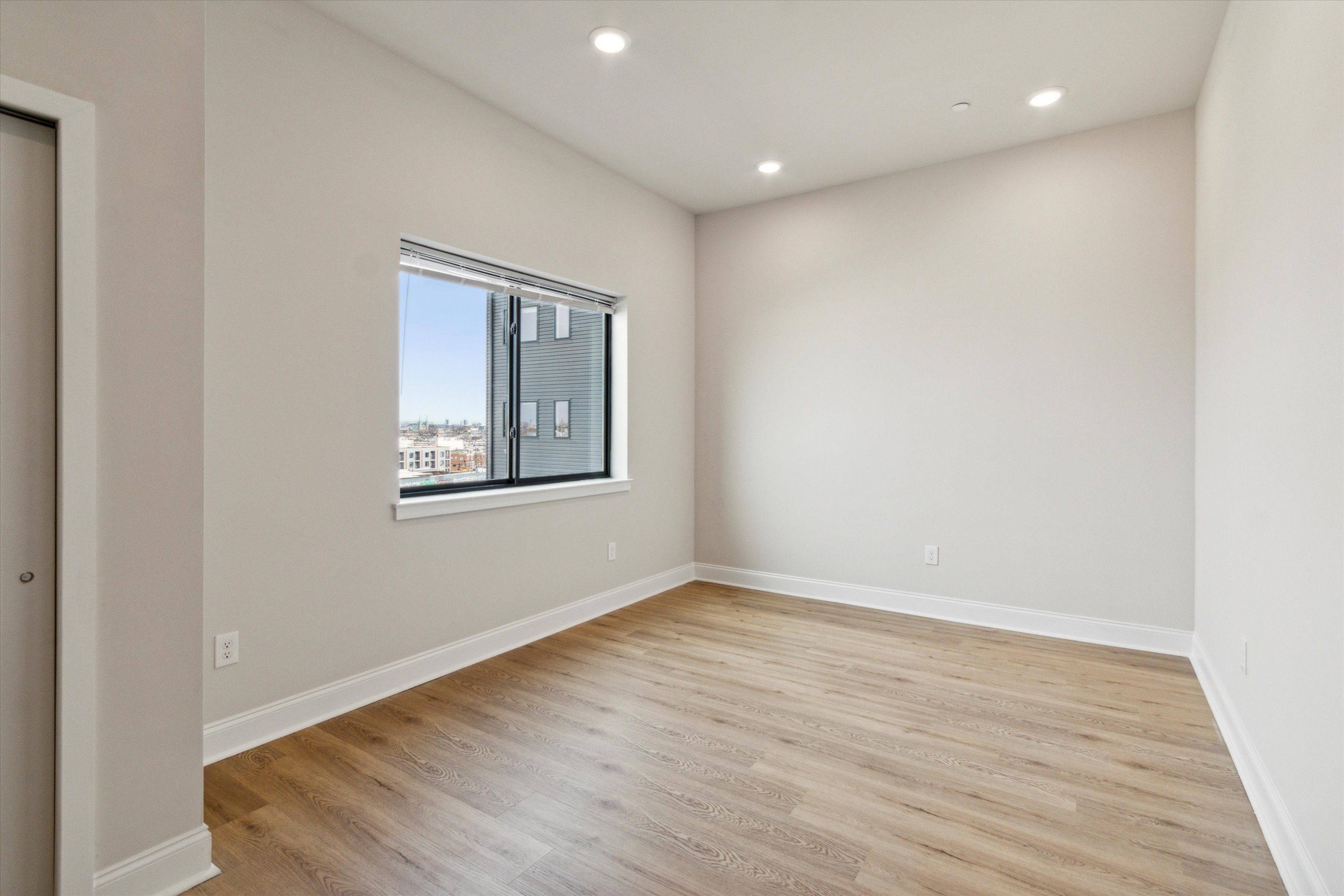 2157 E LEHIGH AVE Unit 415