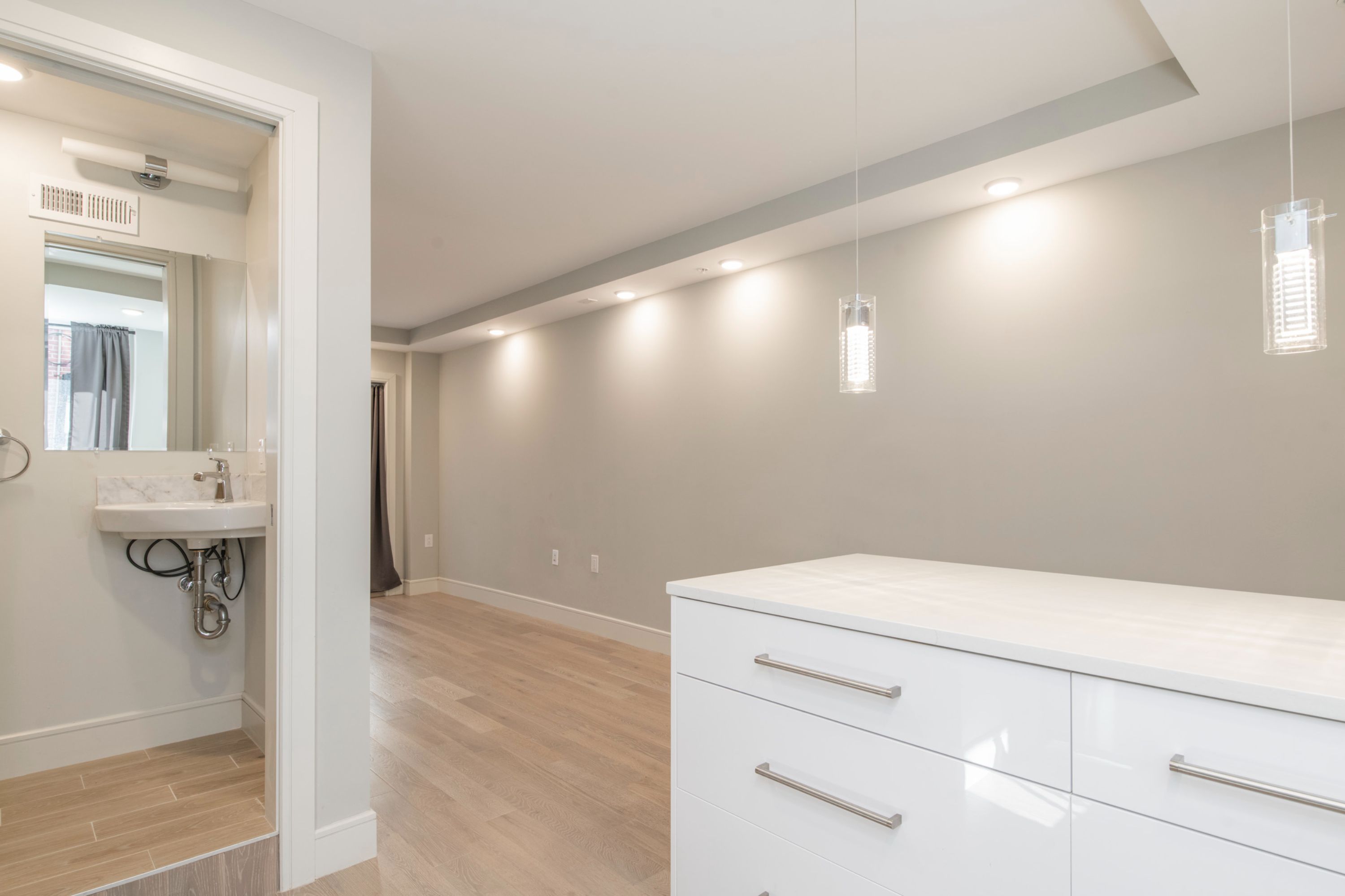 628 N Bodine ST Unit 1