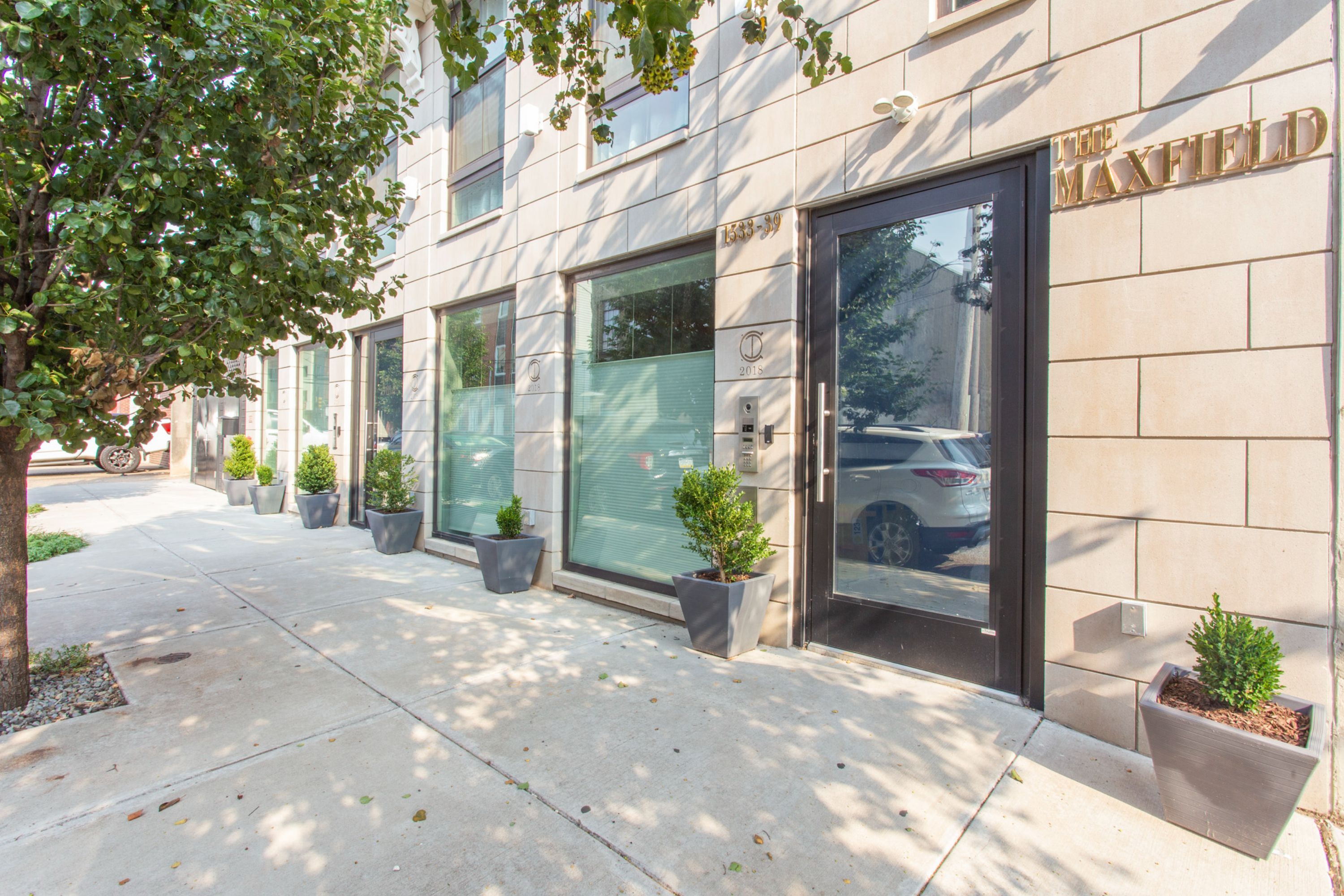1533-39 PARRISH ST Unit 2F
