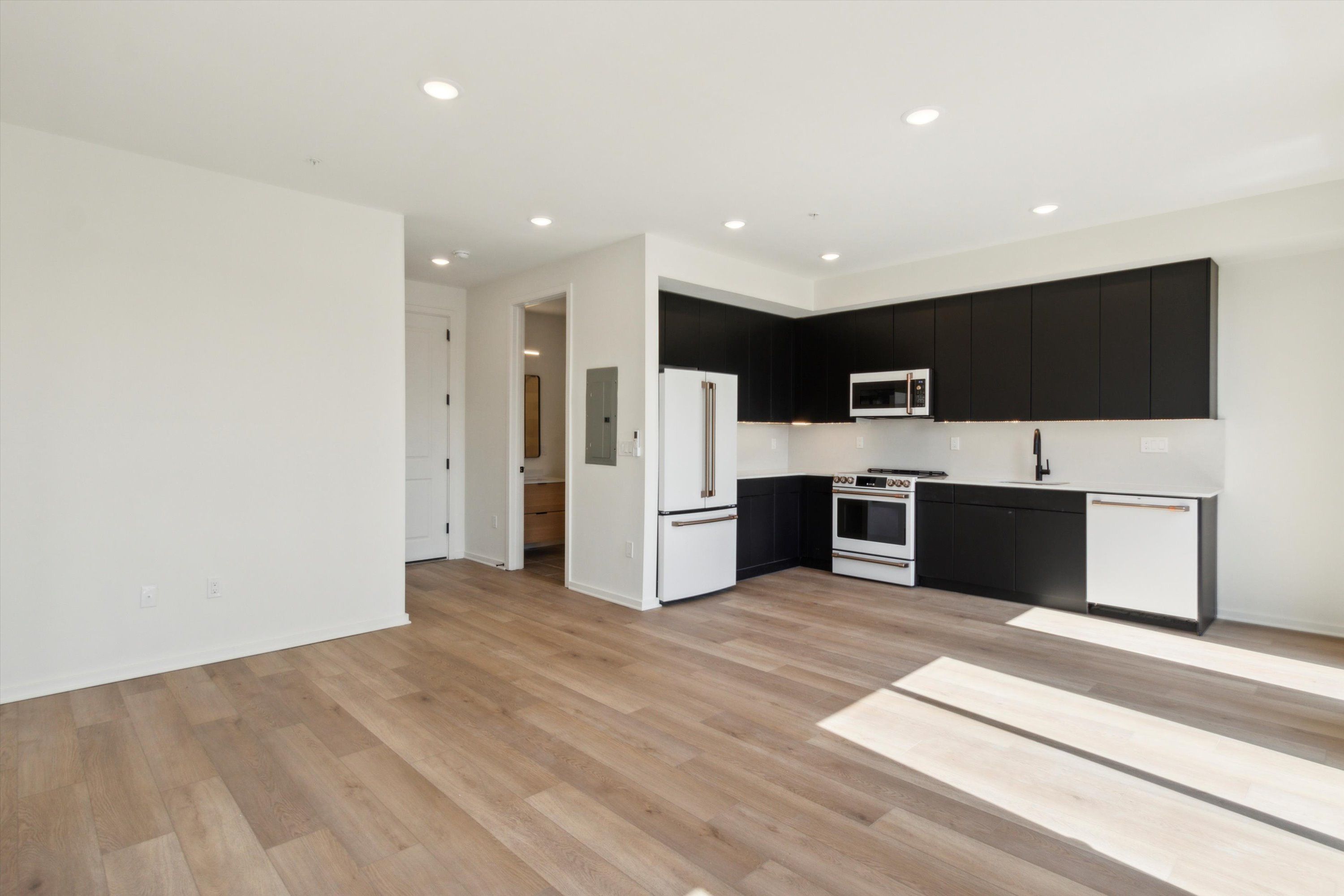 225 N 12TH ST Unit 603