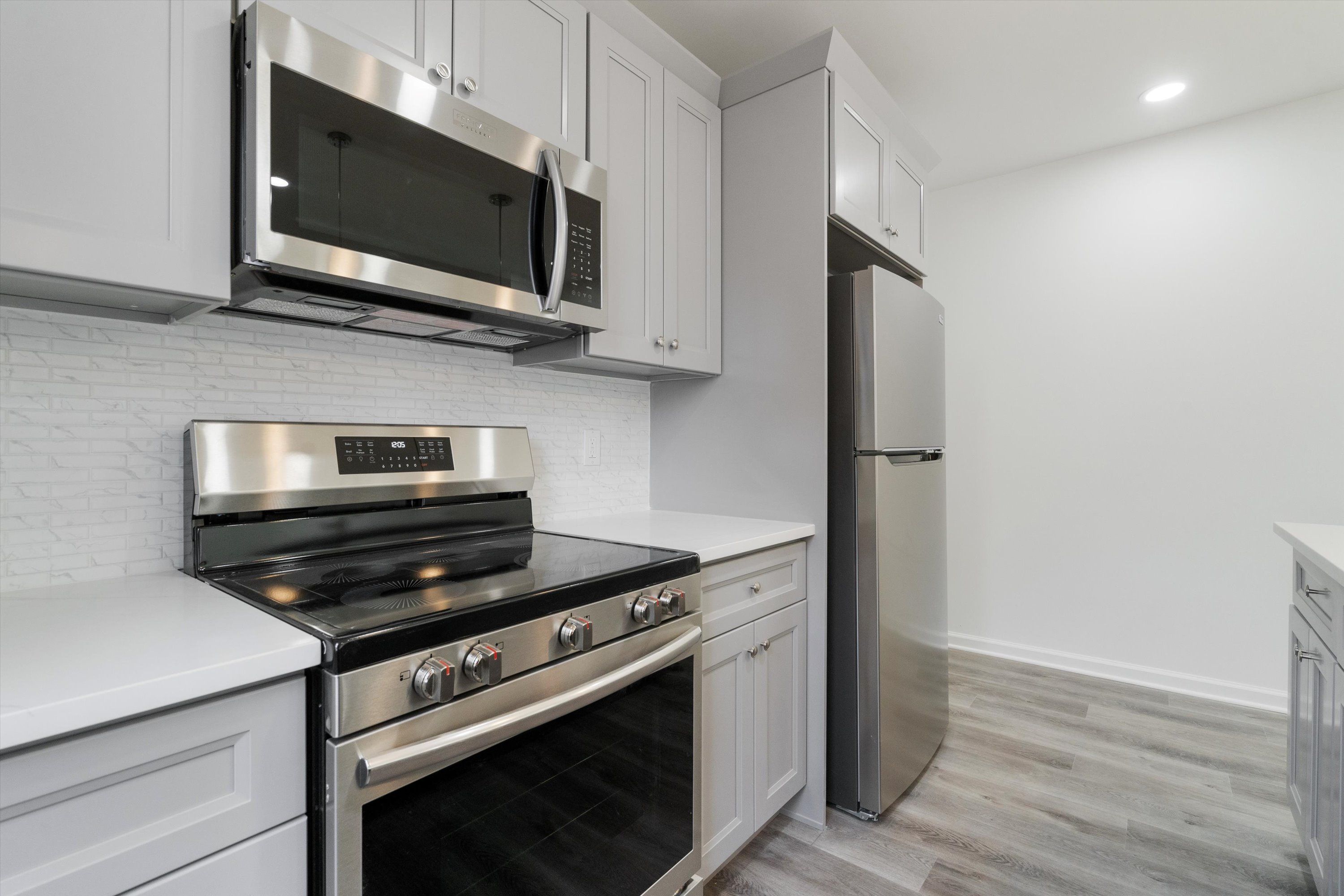 146 NASSAU ST Unit 3