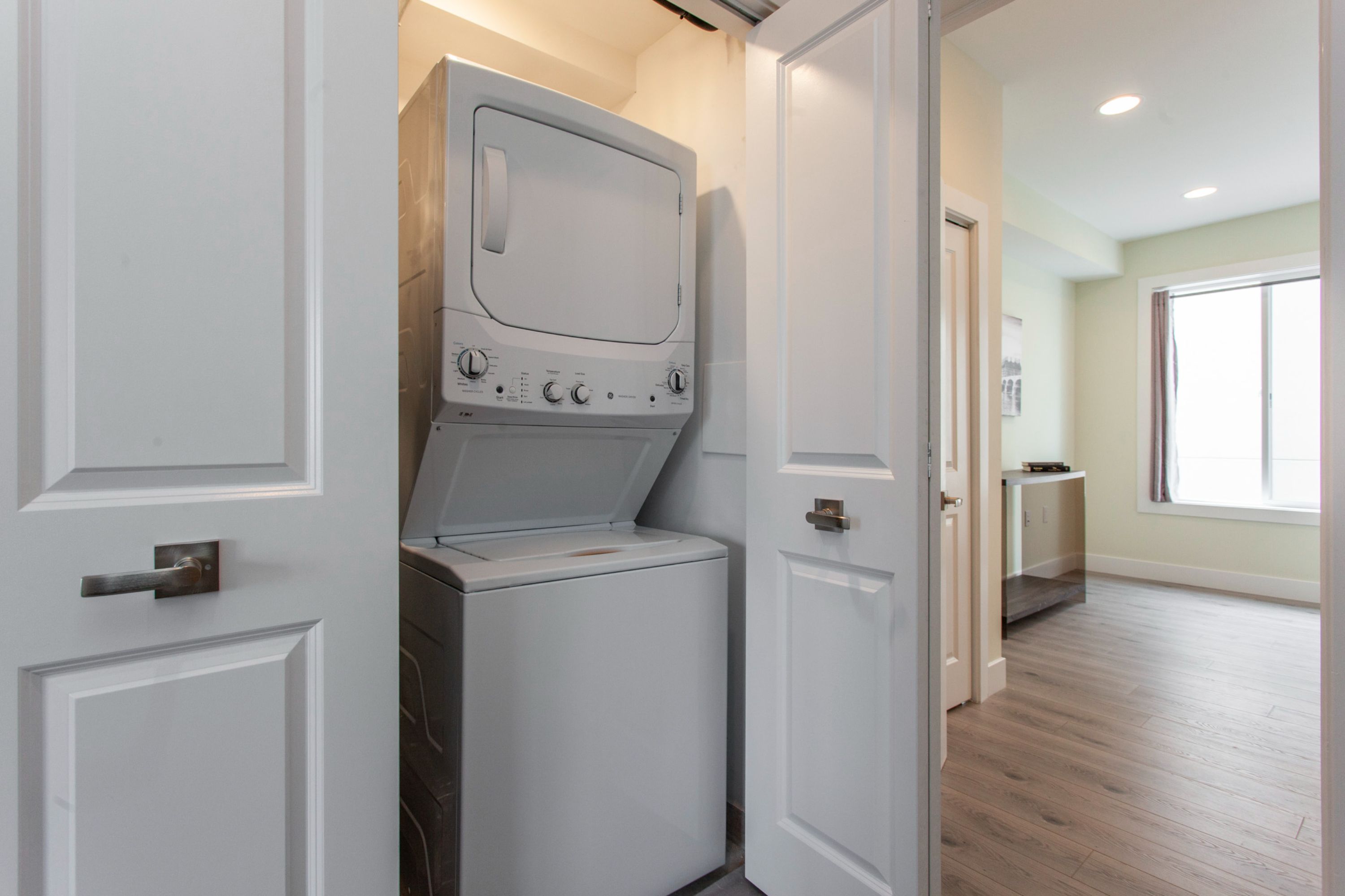 1533-39 PARRISH ST Unit 4G
