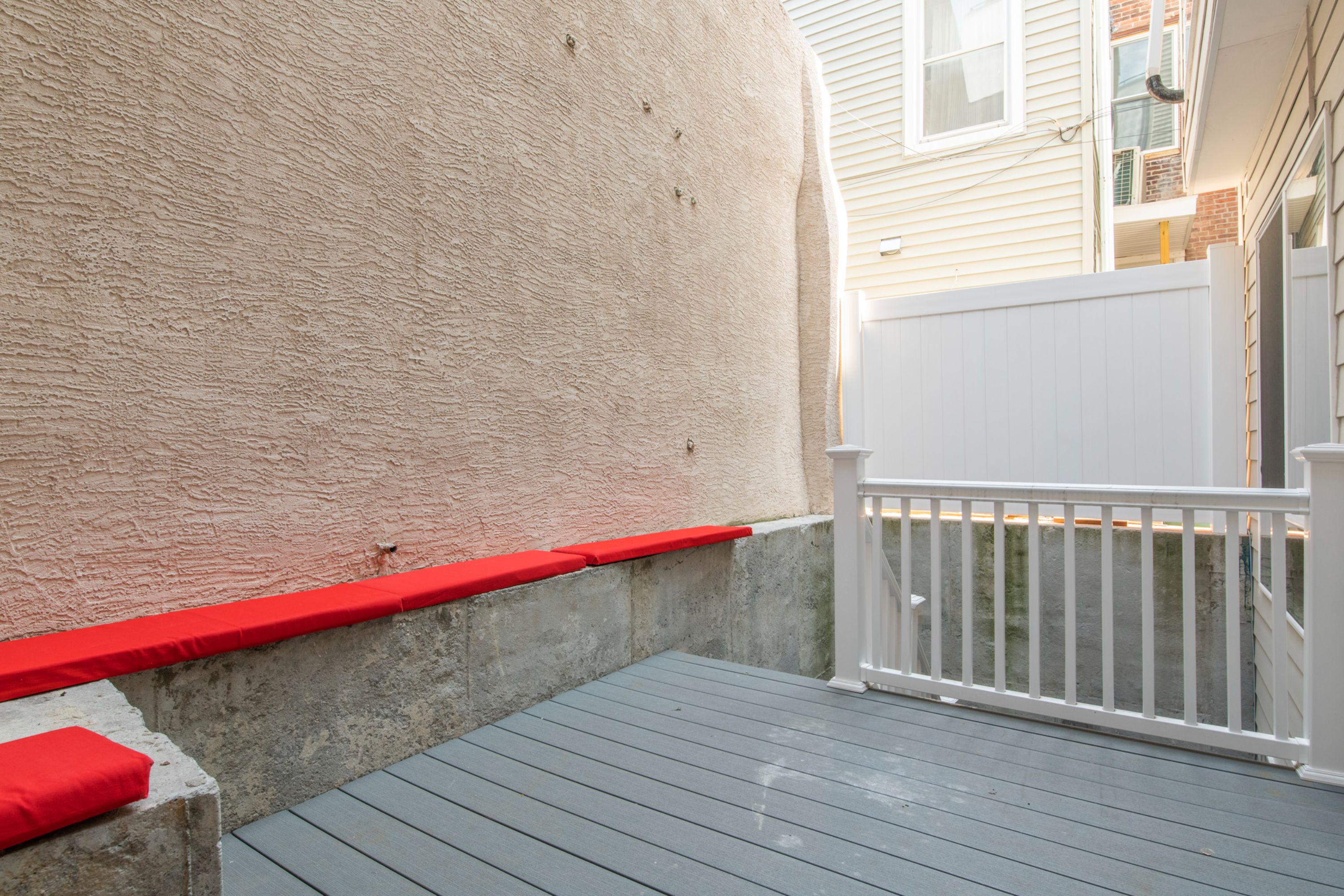 628 N Bodine ST Unit 1