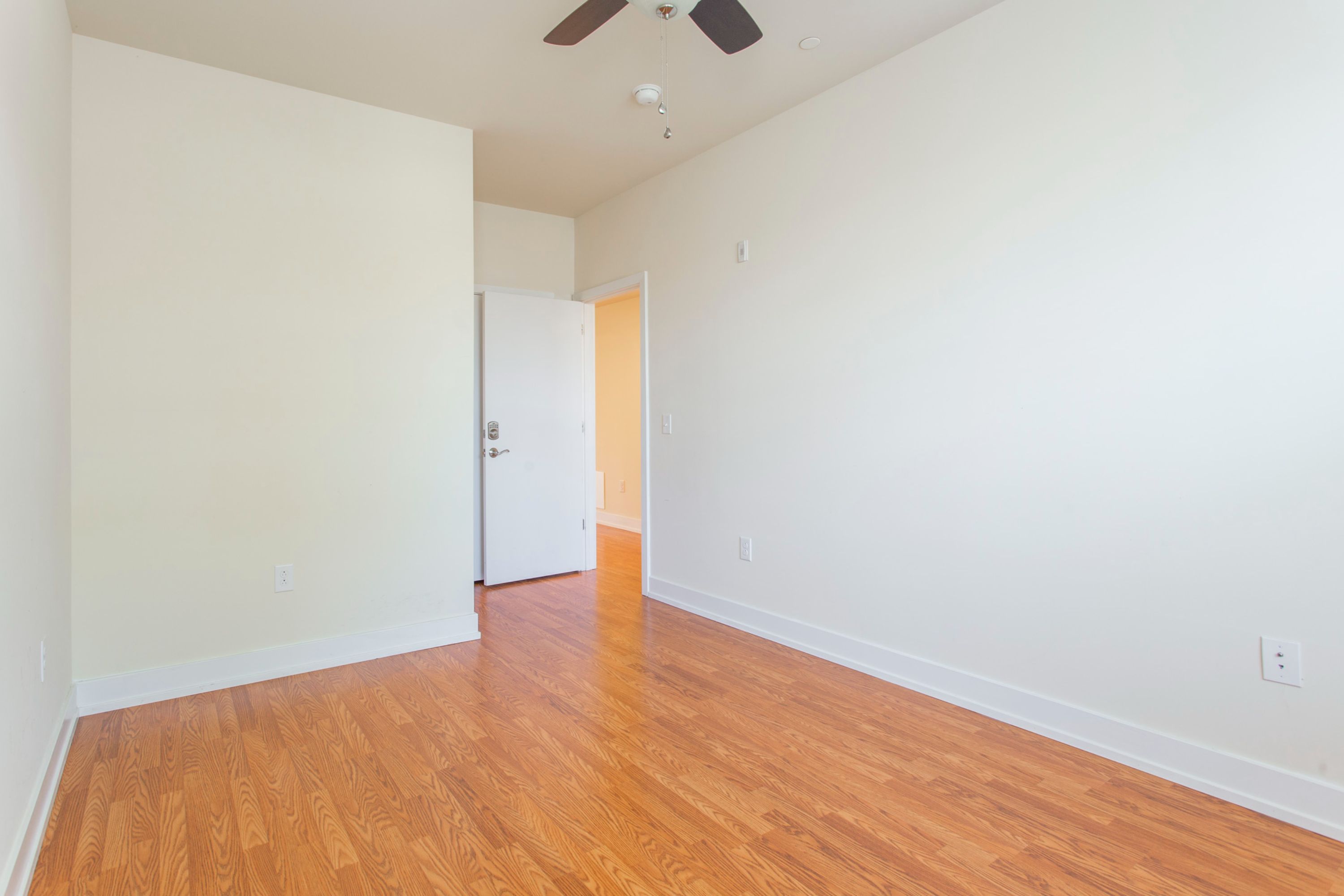 1405 N SYDENHAM ST Unit B2