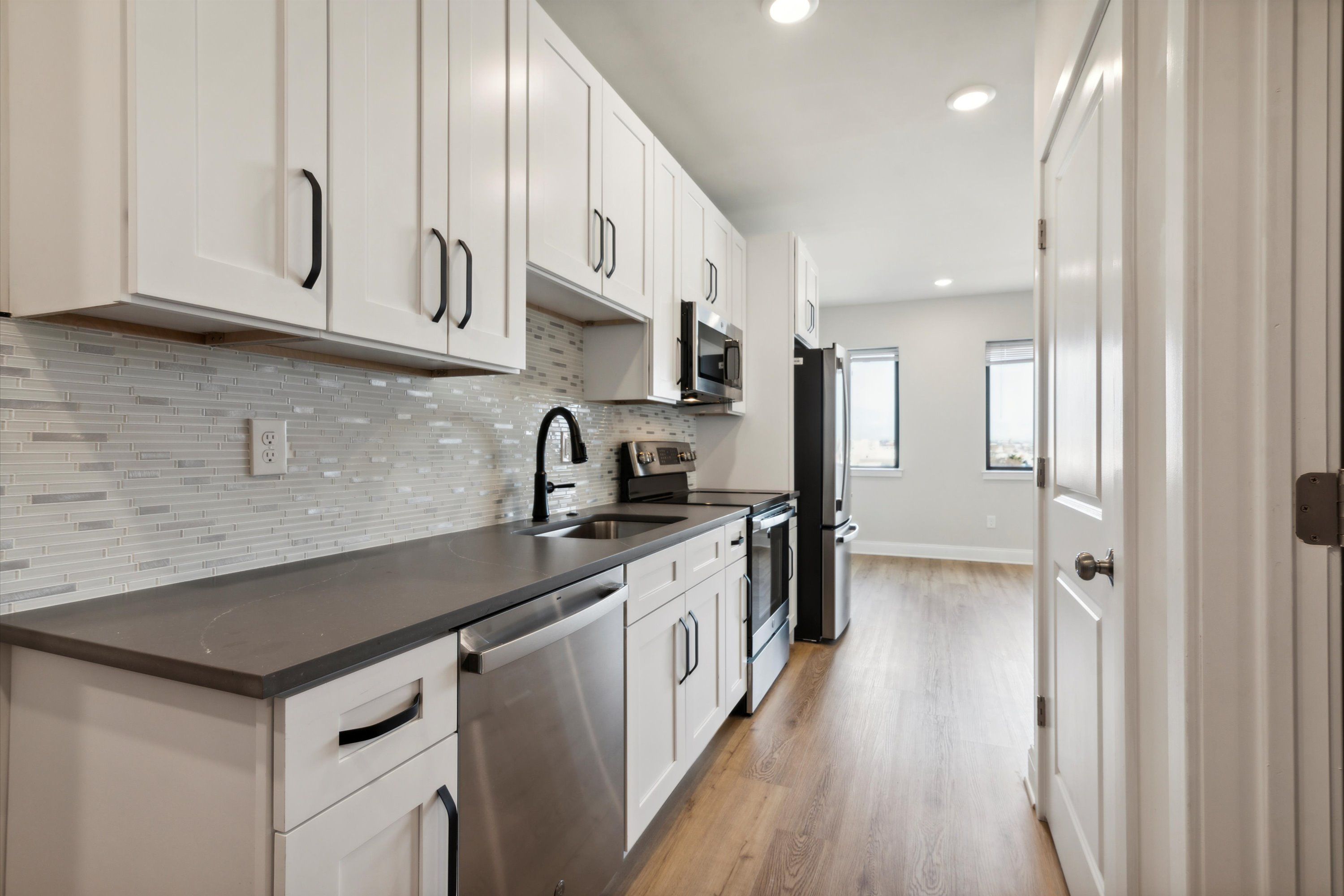 2143 E LEHIGH AVE Unit 603