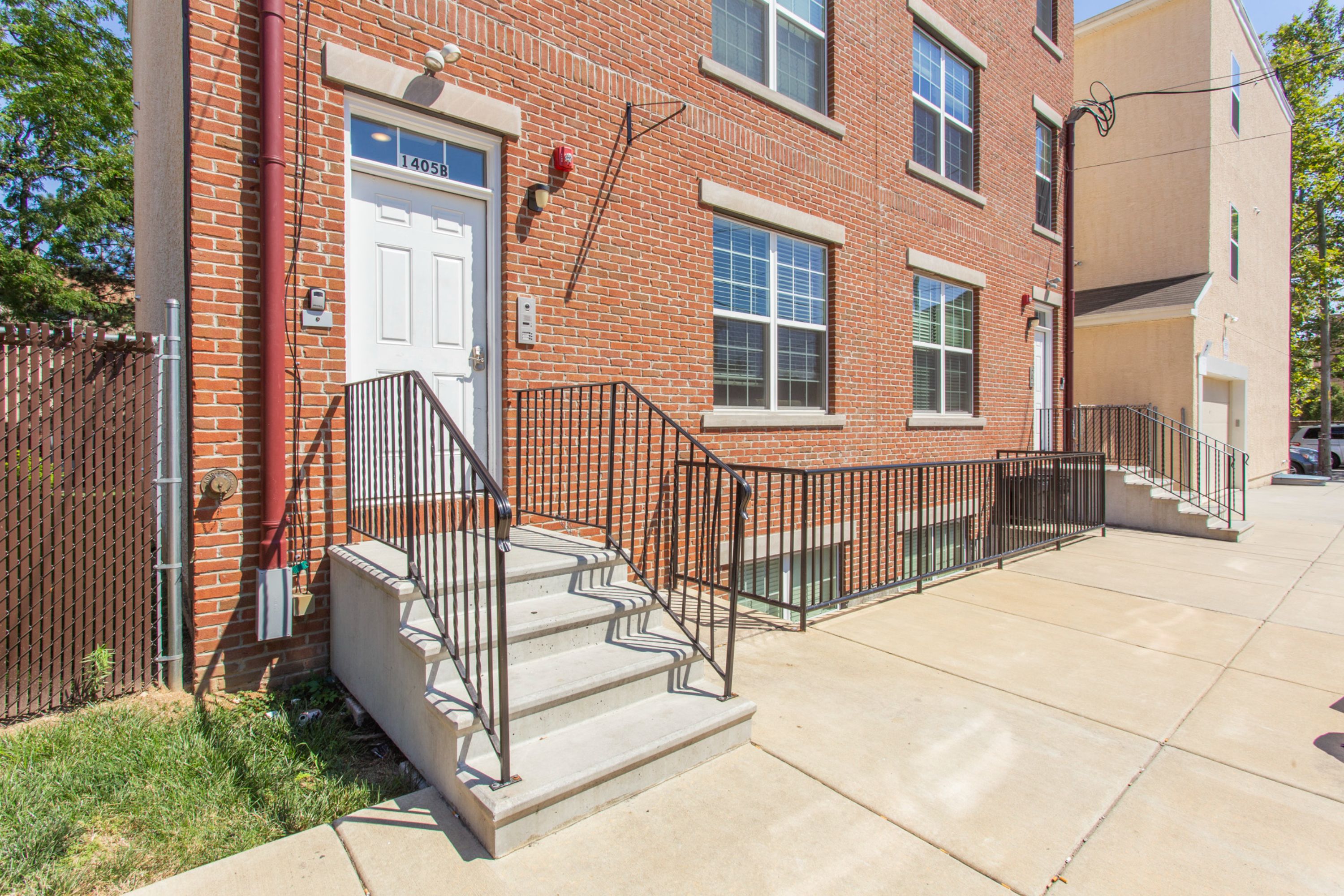 1405 N SYDENHAM ST Unit B2