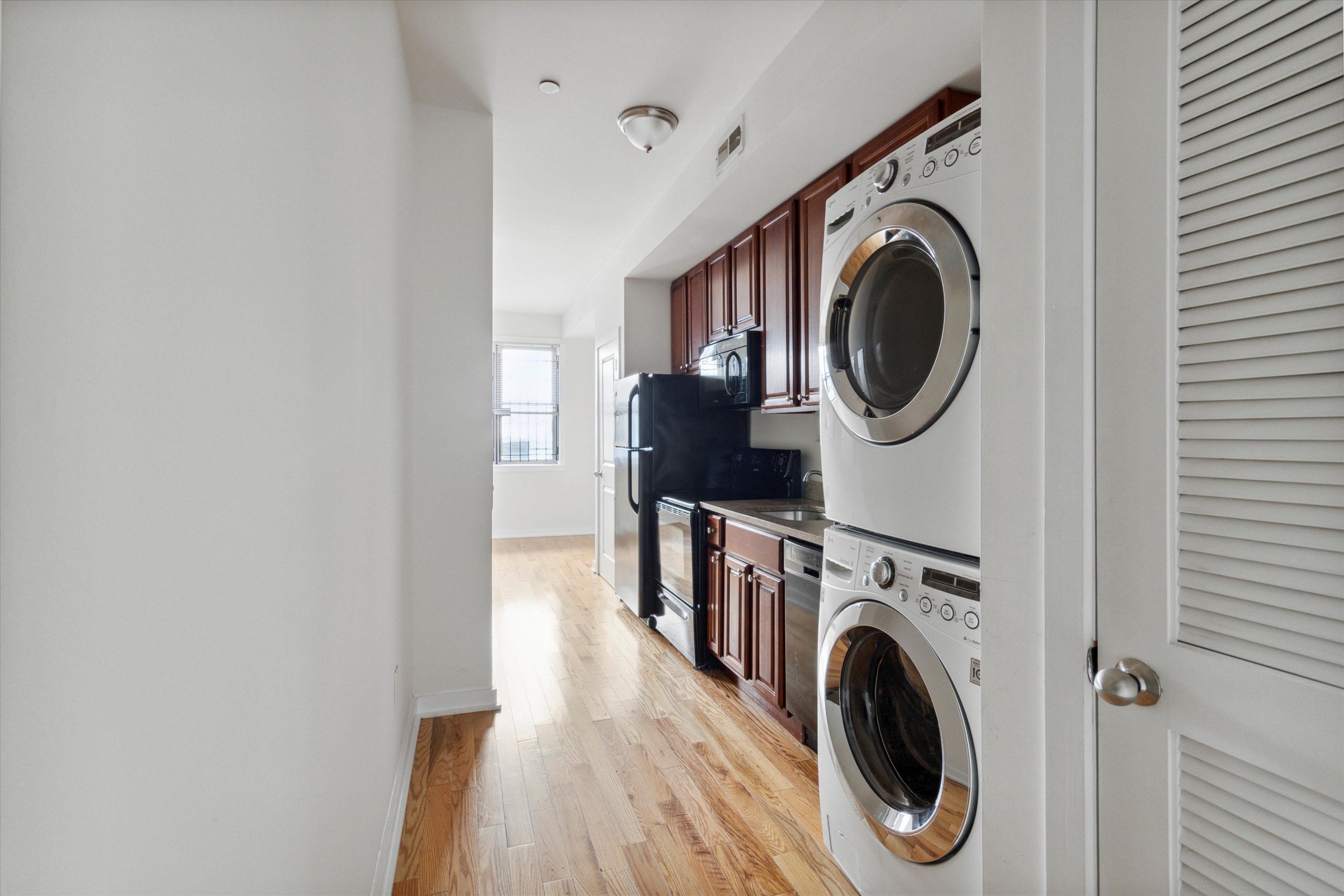 2025 N 17th ST Unit 002
