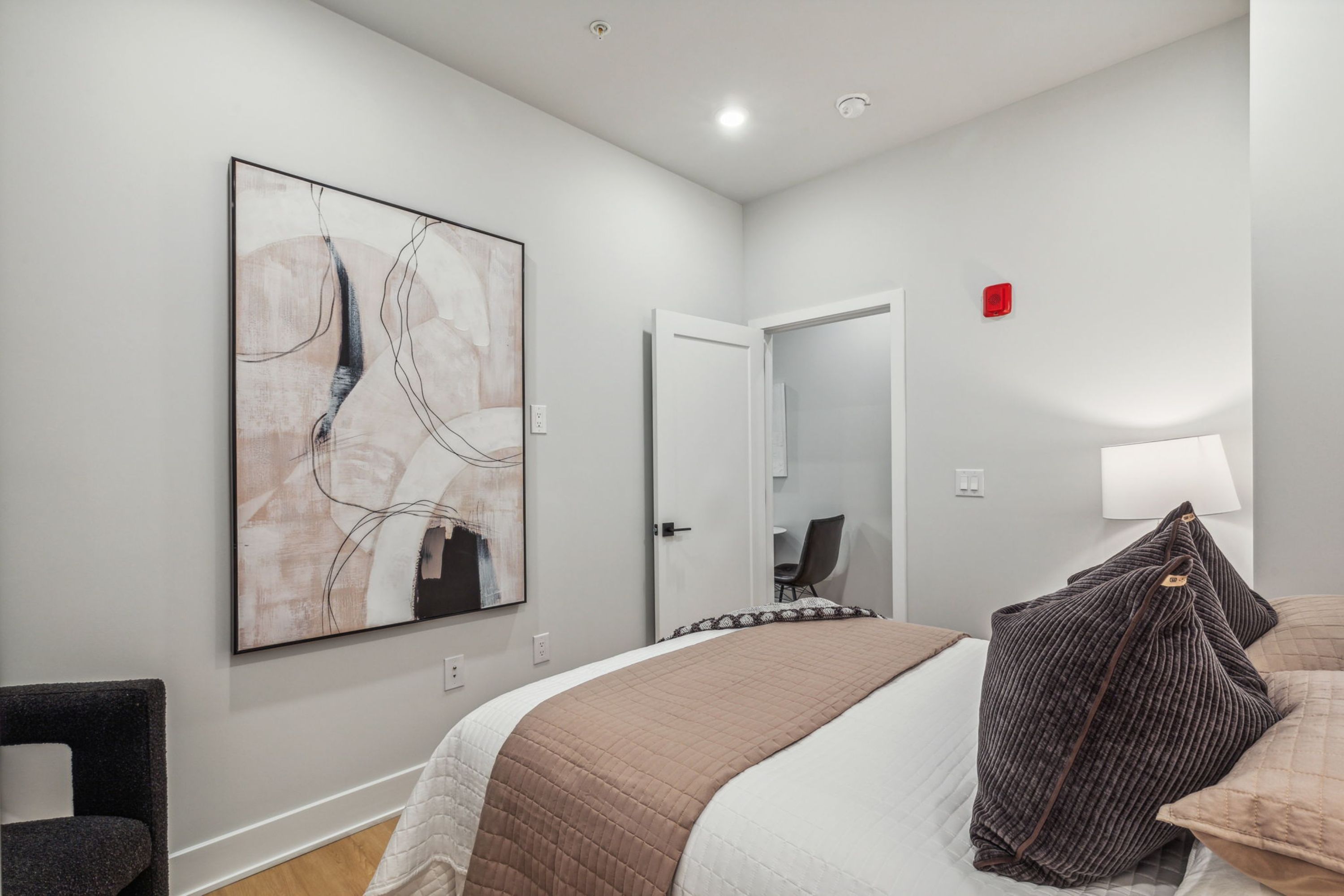 6910 Ridge Avenue Unit 205