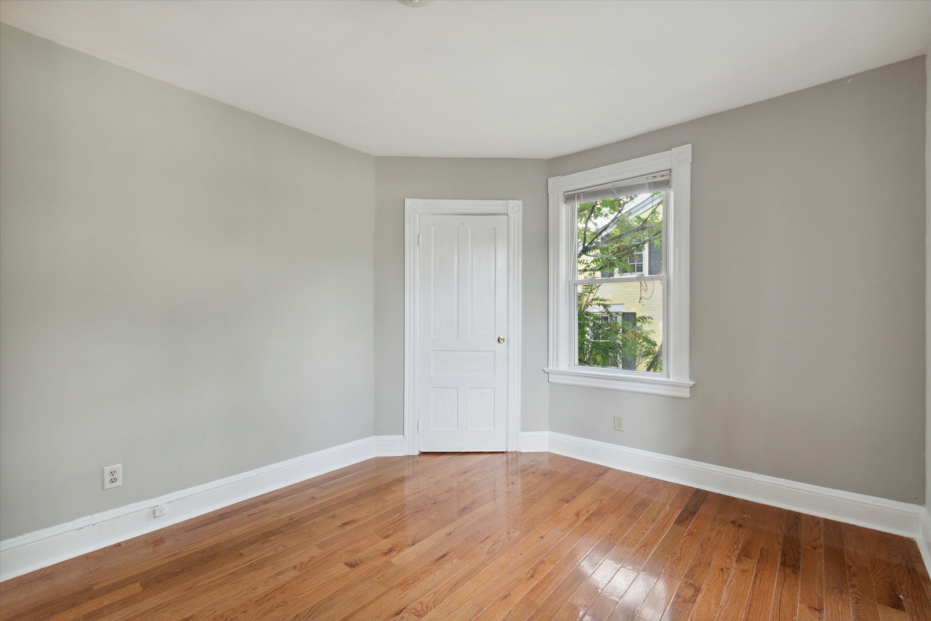 272 Nassau St Unit 3