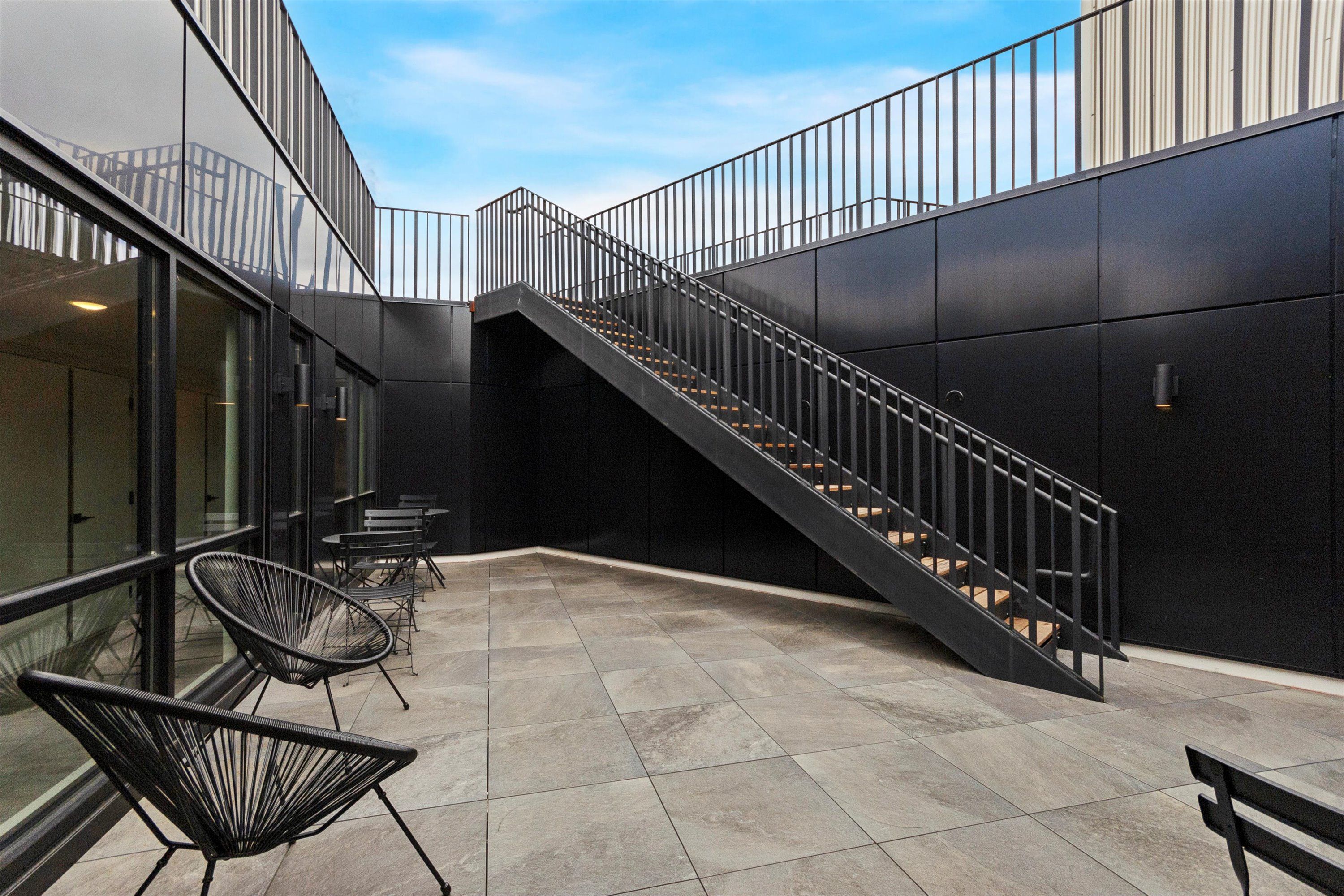 1102 GERMANTOWN AVENUE Unit 610