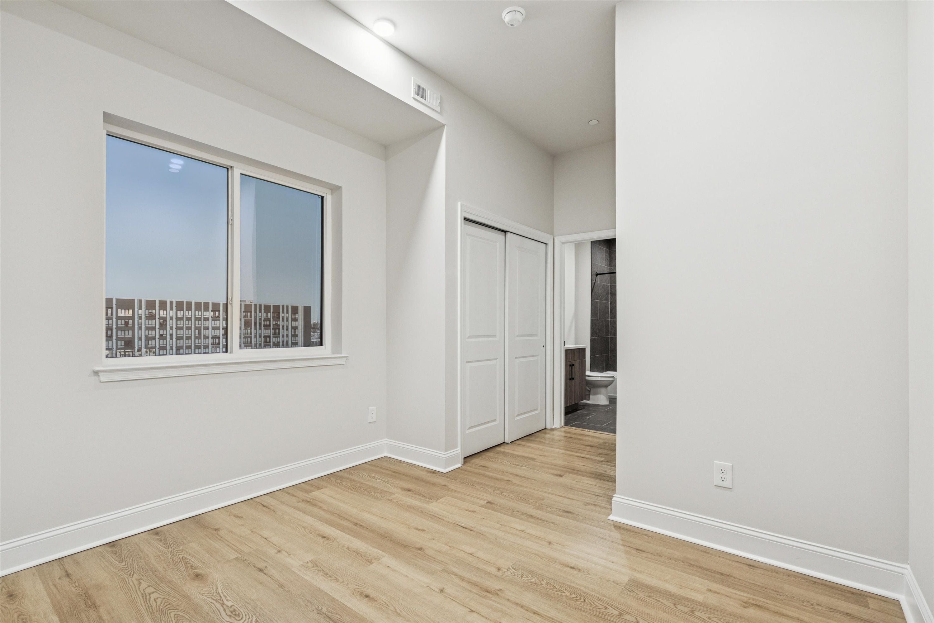 2153 E LEHIGH AVE Unit 414
