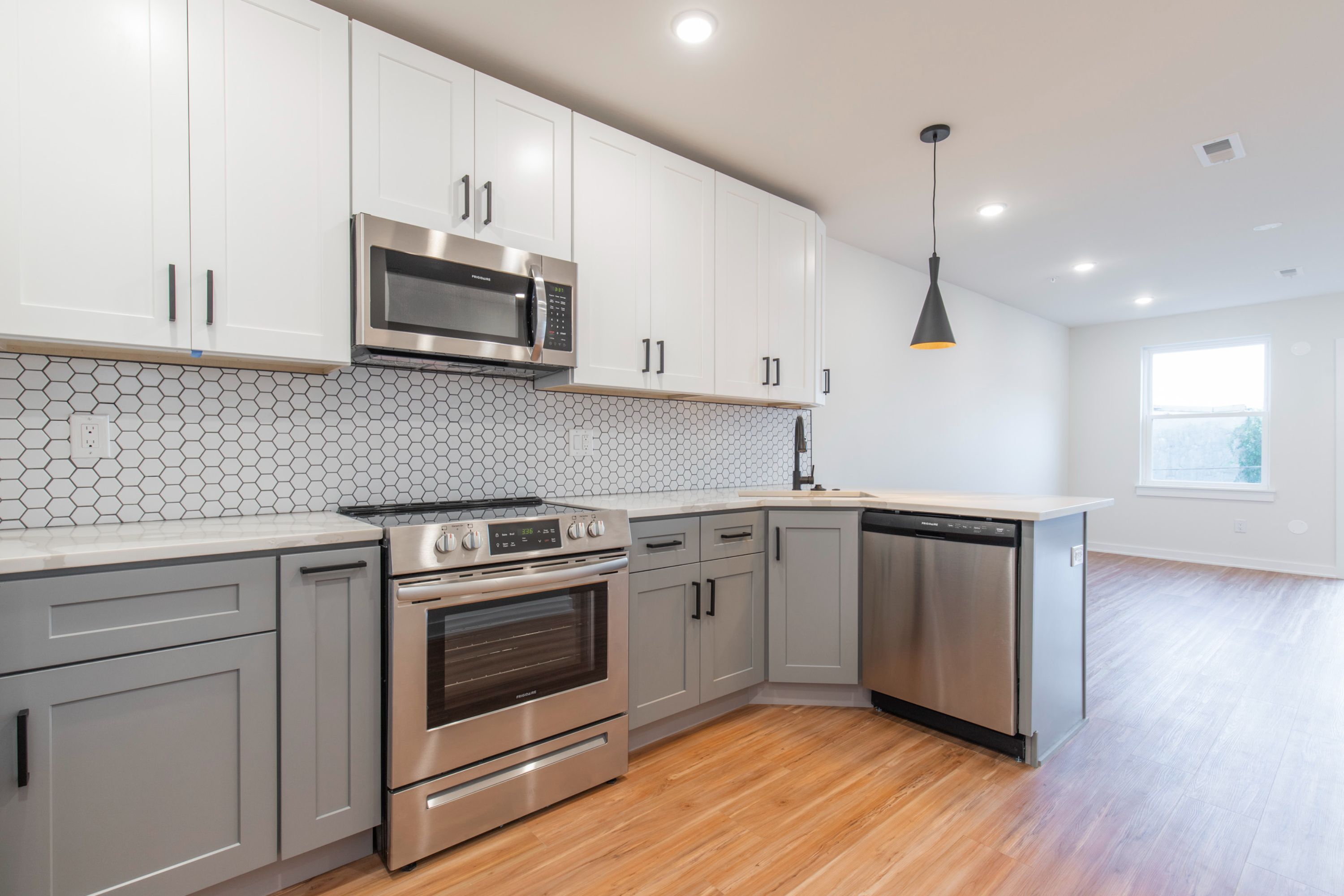 810 W Norris ST Unit 2