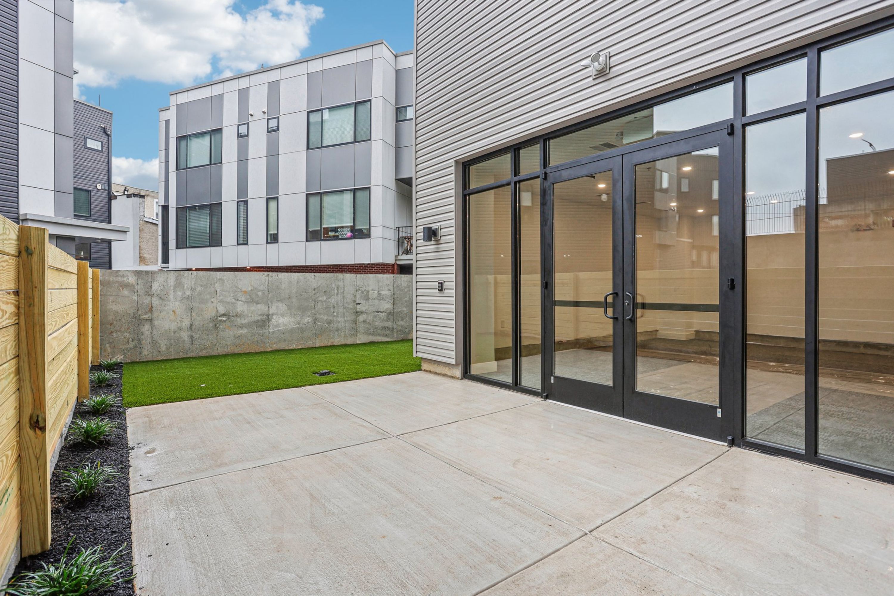 1731 Tilghman St Unit 306