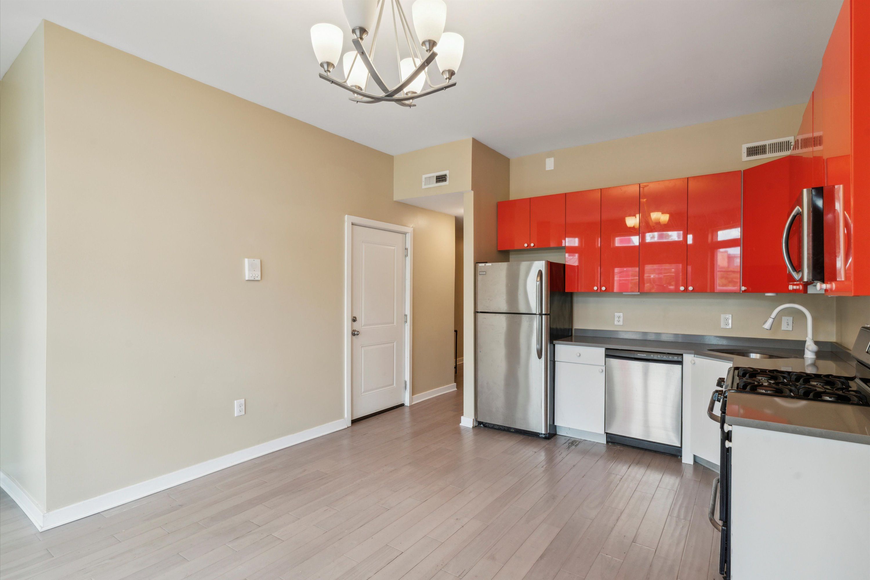 718 N 15TH ST Unit 4