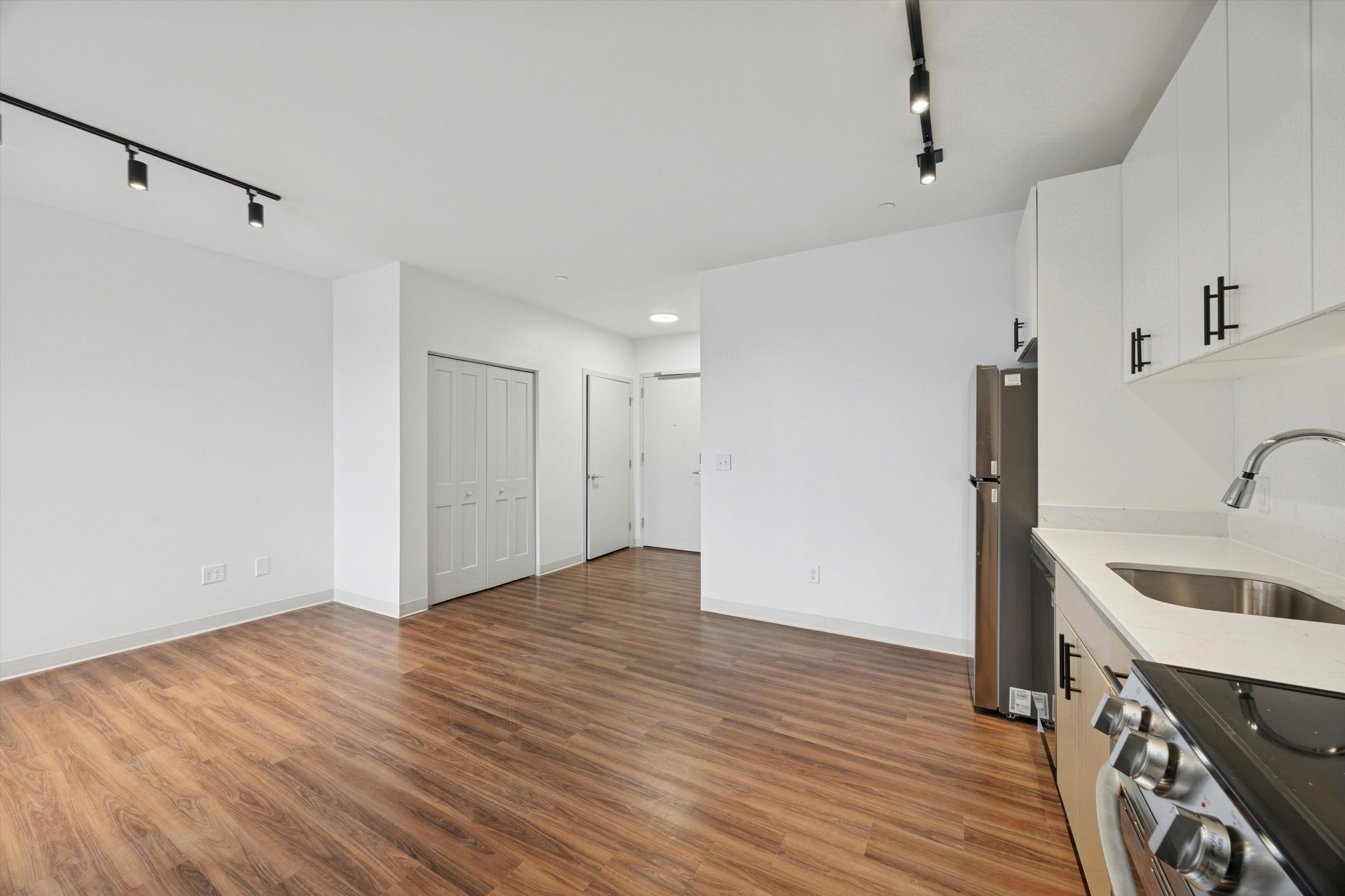 4240 Chestnut St Unit 610