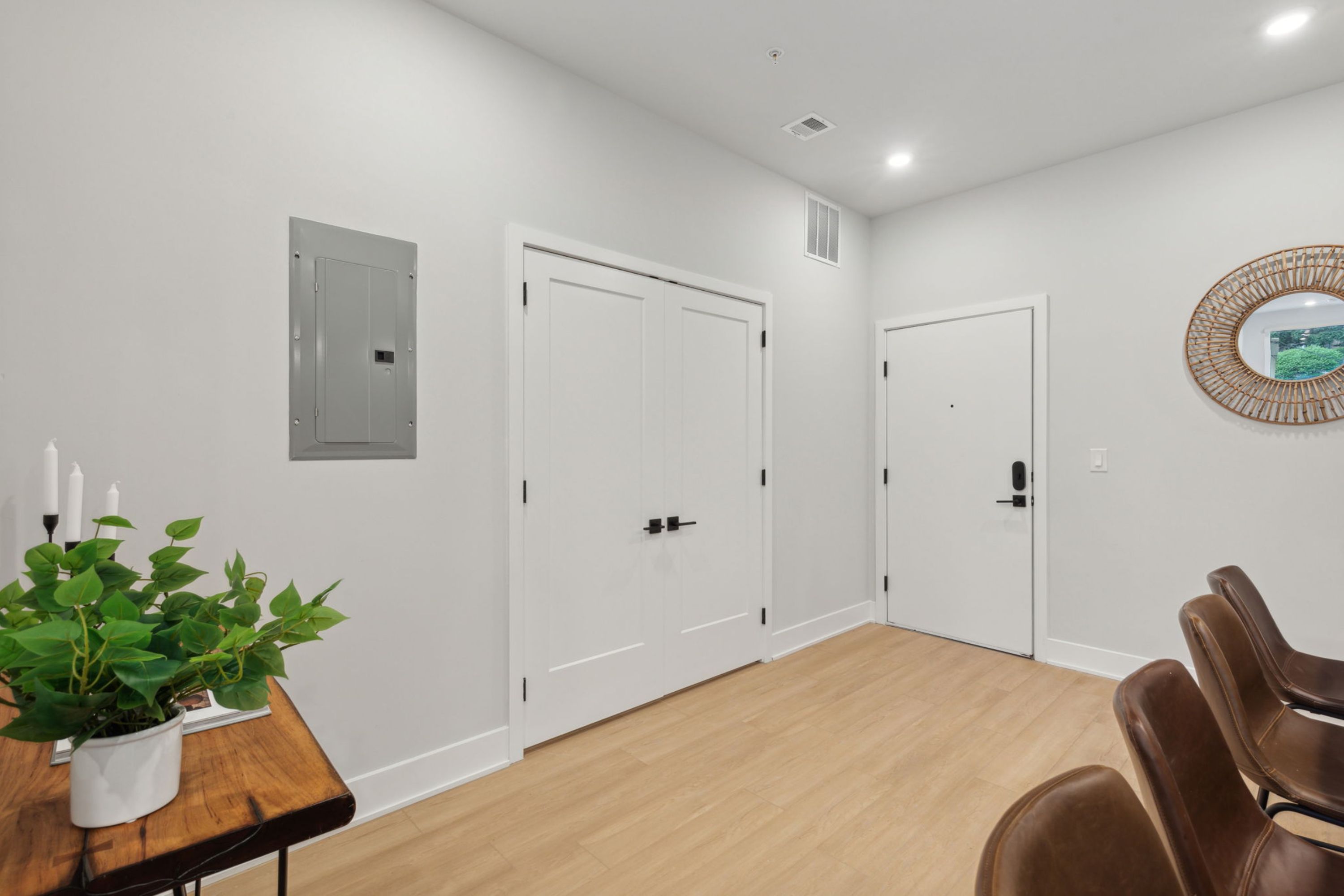 6910 Ridge Avenue Unit 412