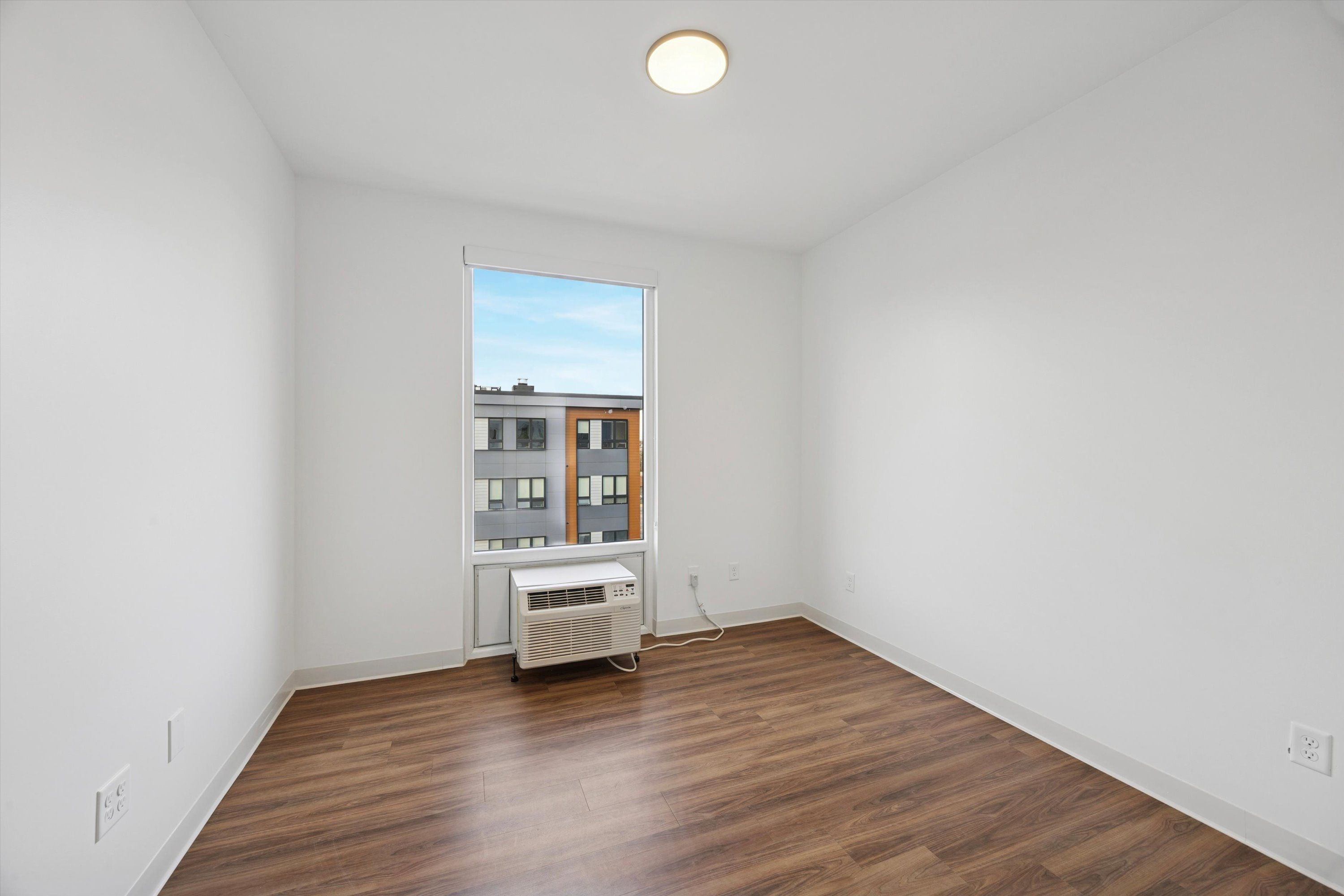 4240 Chestnut St Unit 424